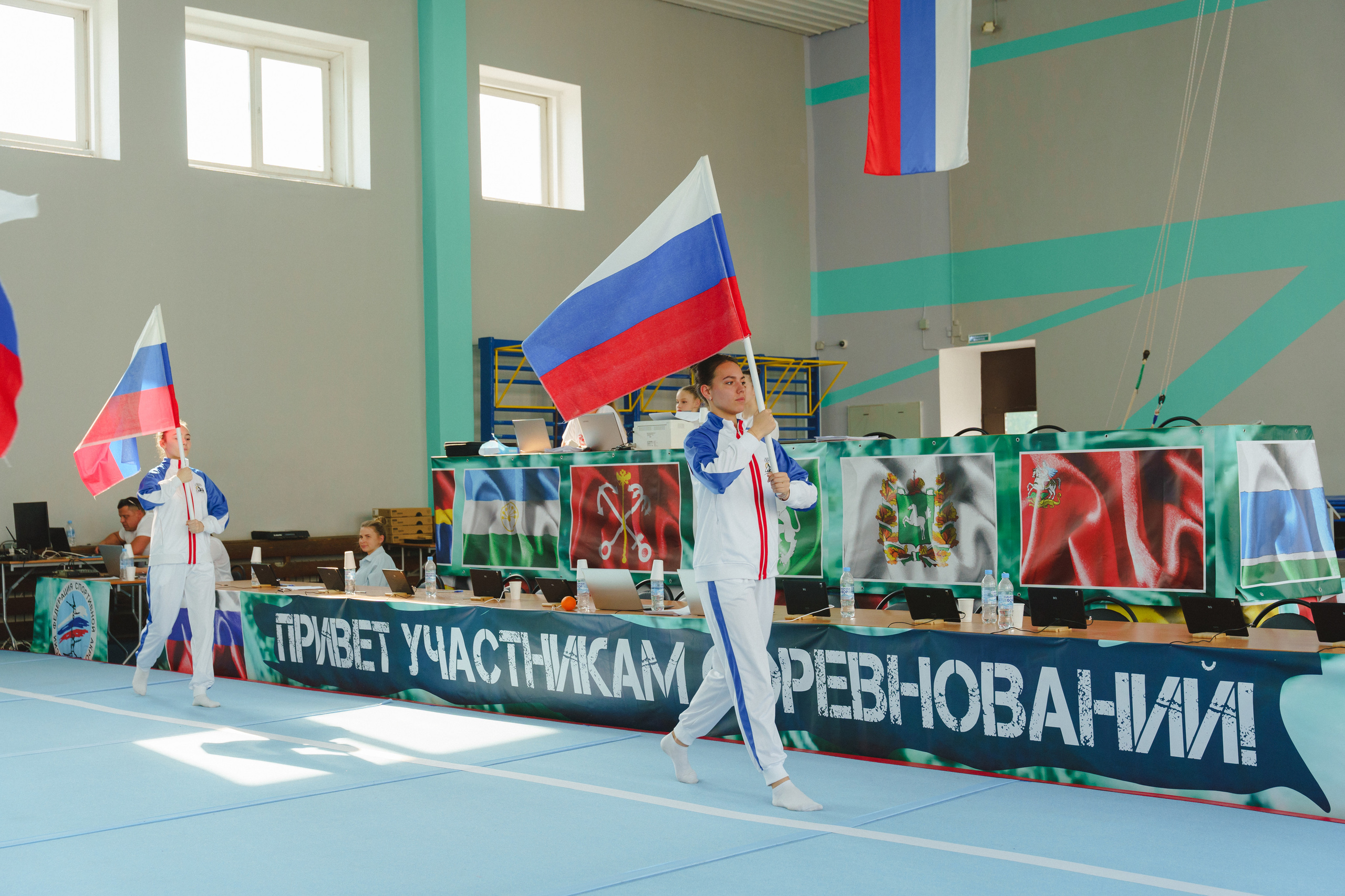 Межрегиональные соревнования по спортивной акробатике «Киндер Сюрприз». Фотограф в детский сад в Екатеринбурге, выпускные альбомы Юлия Умерова