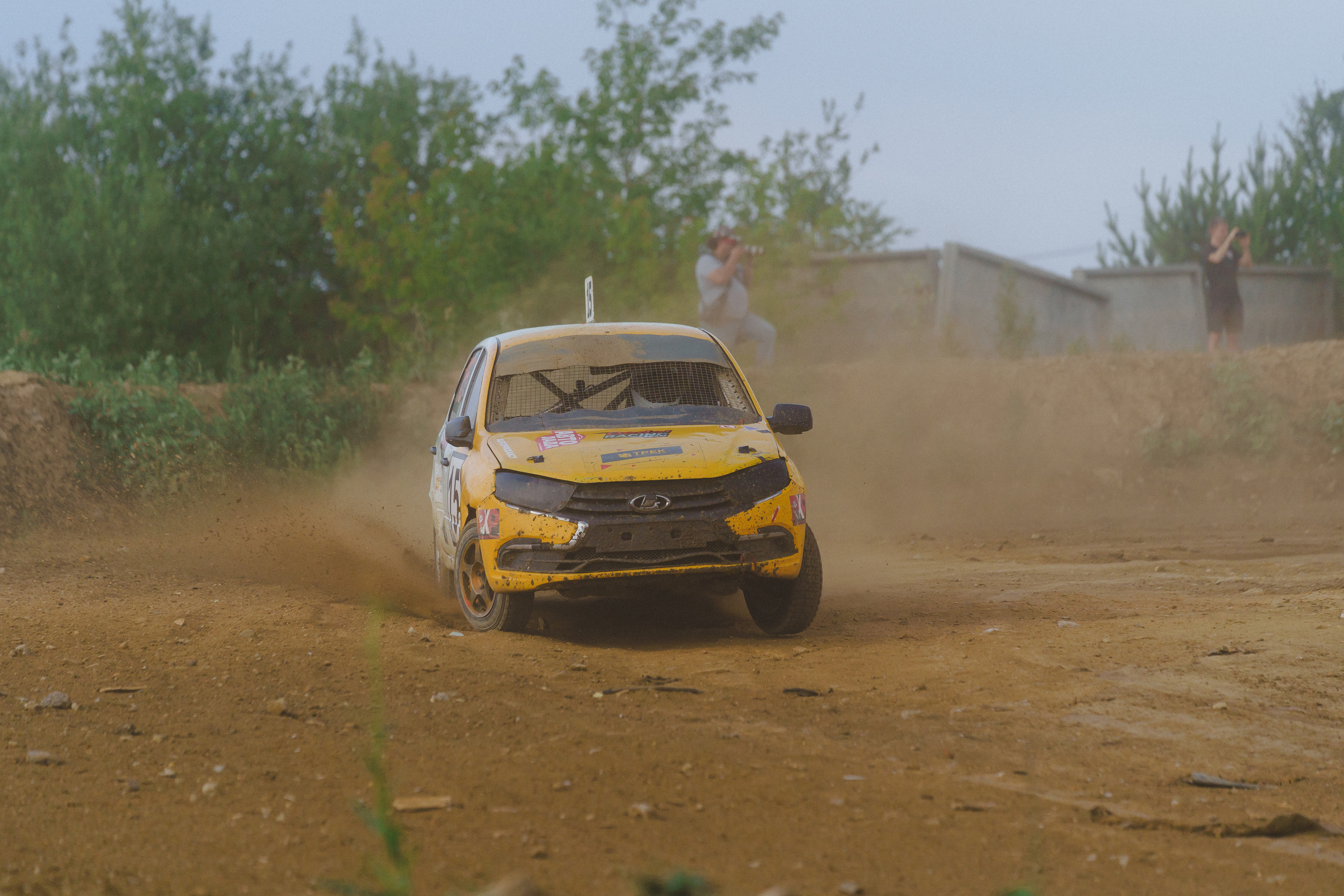 Автокросс Березовский. Фотограф Камиль Умеров. Фотограф в детский сад в Екатеринбурге, выпускные альбомы Юлия Умерова