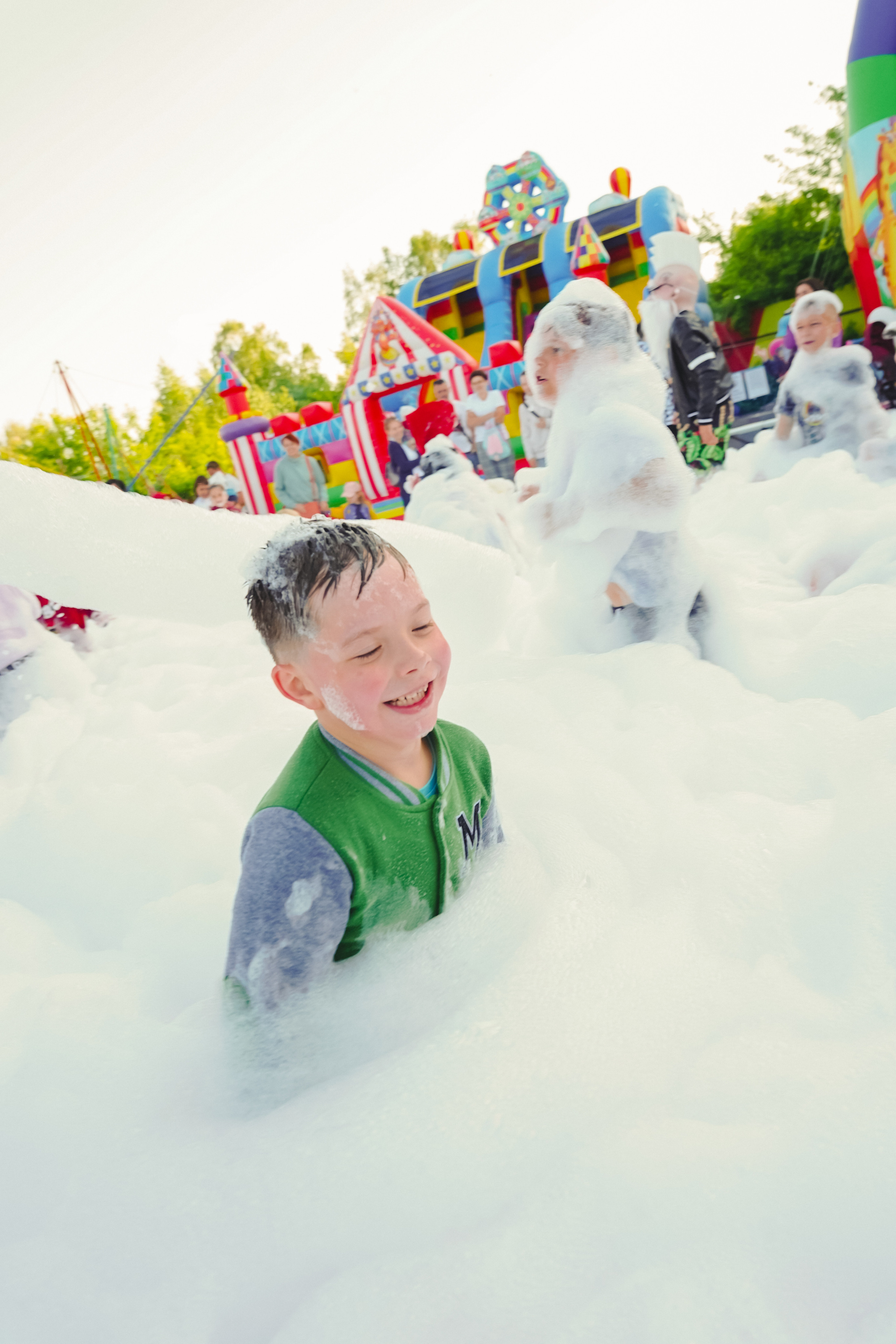 Открытие парка аттракционов «Галактика развлечений». Фотограф в детский сад в Екатеринбурге, выпускные альбомы Юлия Умерова