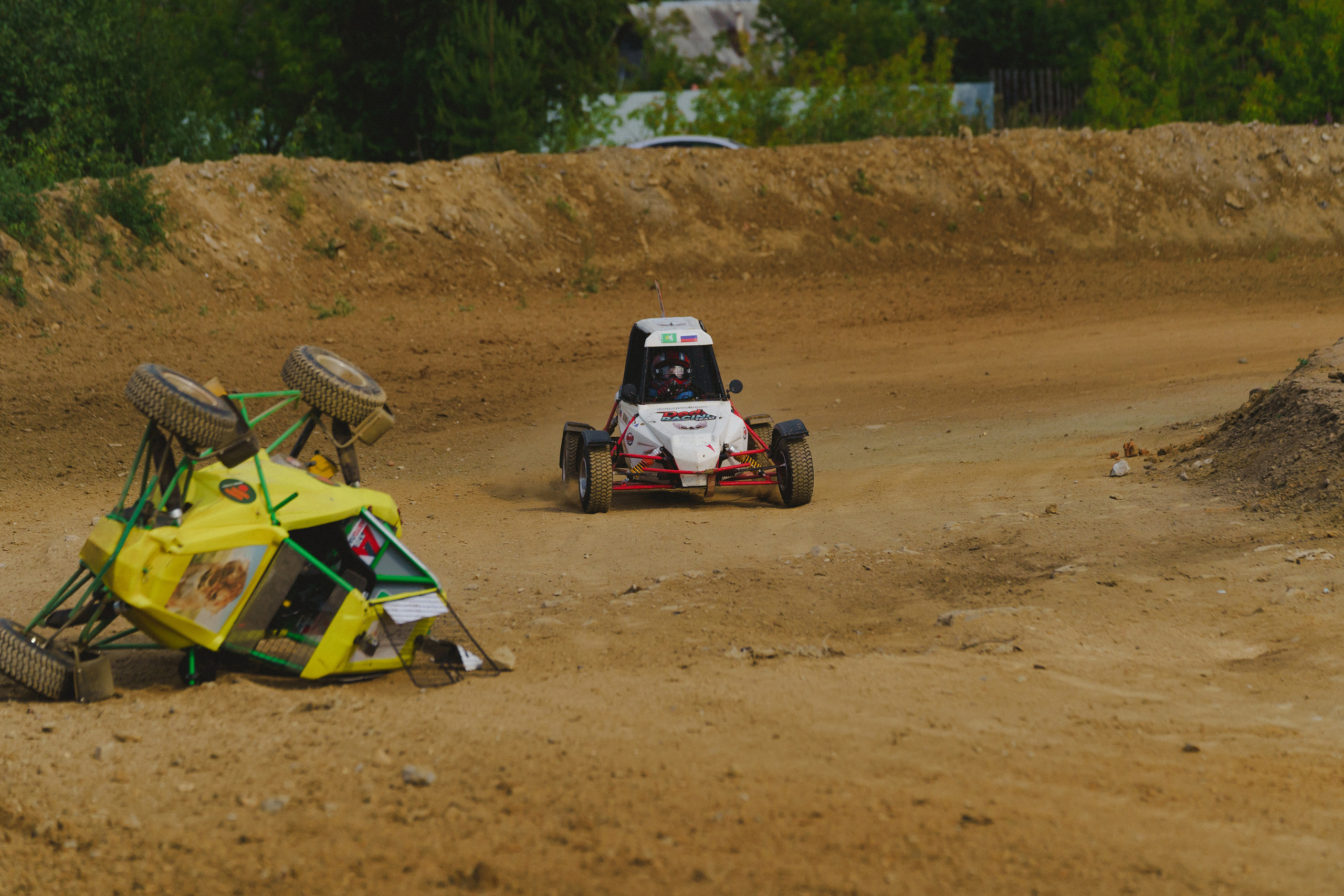 Автокросс Березовский. Фотограф Камиль Умеров. Фотограф в детский сад в Екатеринбурге, выпускные альбомы Юлия Умерова