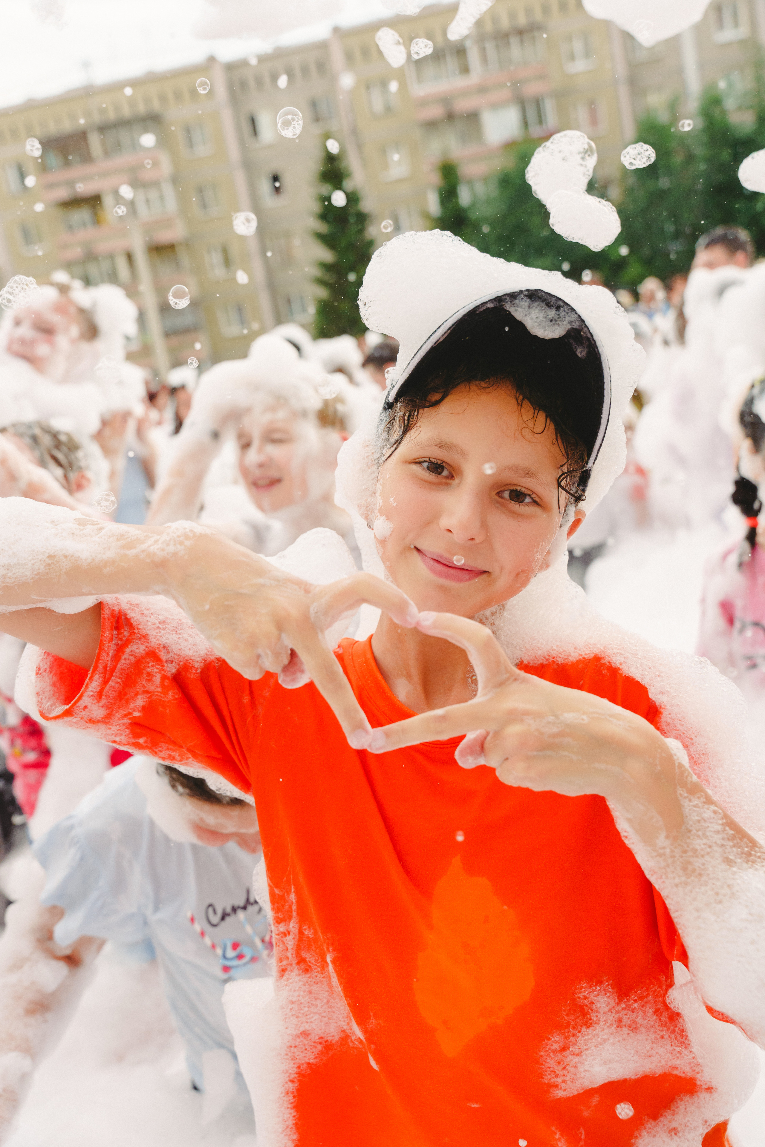 Пена — ПАТИ «Галактика развлечений» и «УК КОТ». Фотограф в детский сад в Екатеринбурге, выпускные альбомы Юлия Умерова