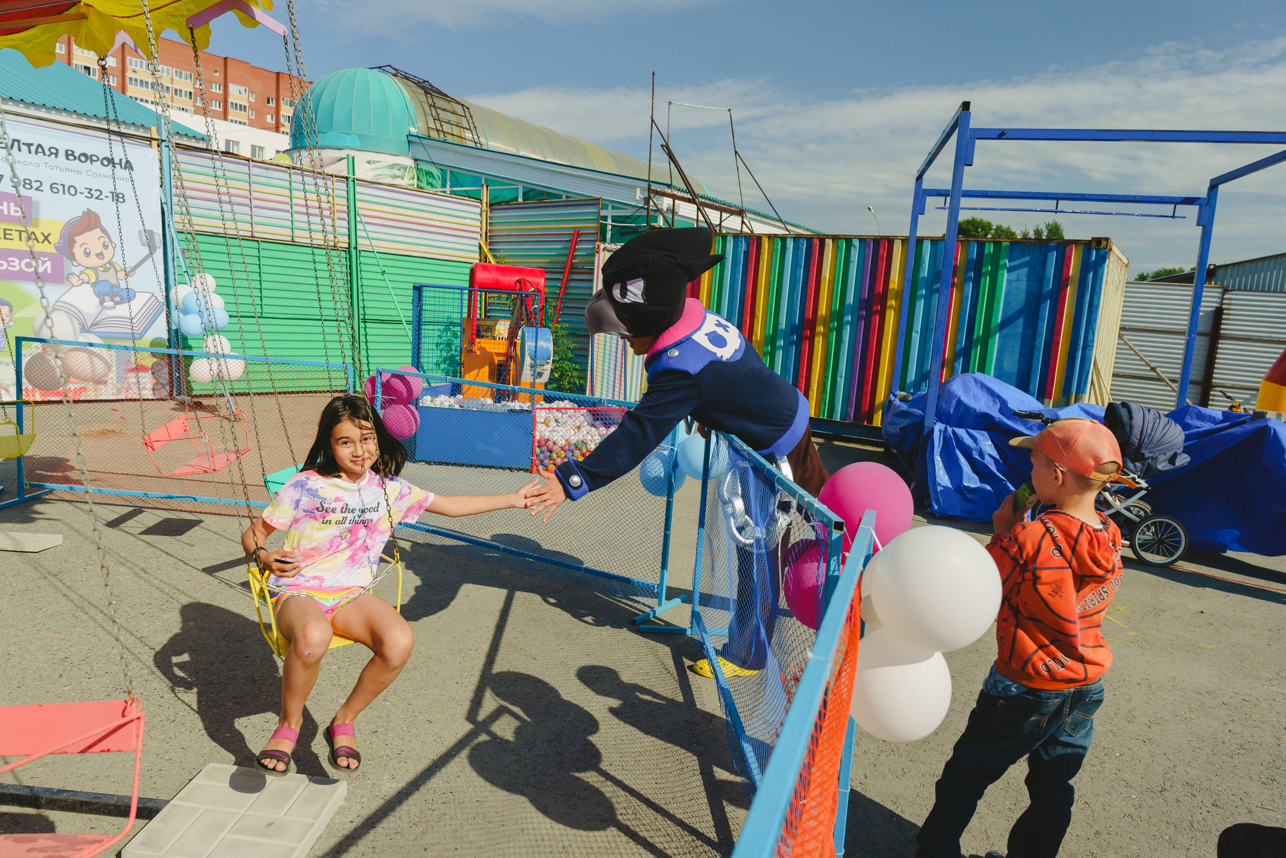 Открытие парка аттракционов «Галактика развлечений». Фотограф в детский сад в Екатеринбурге, выпускные альбомы Юлия Умерова