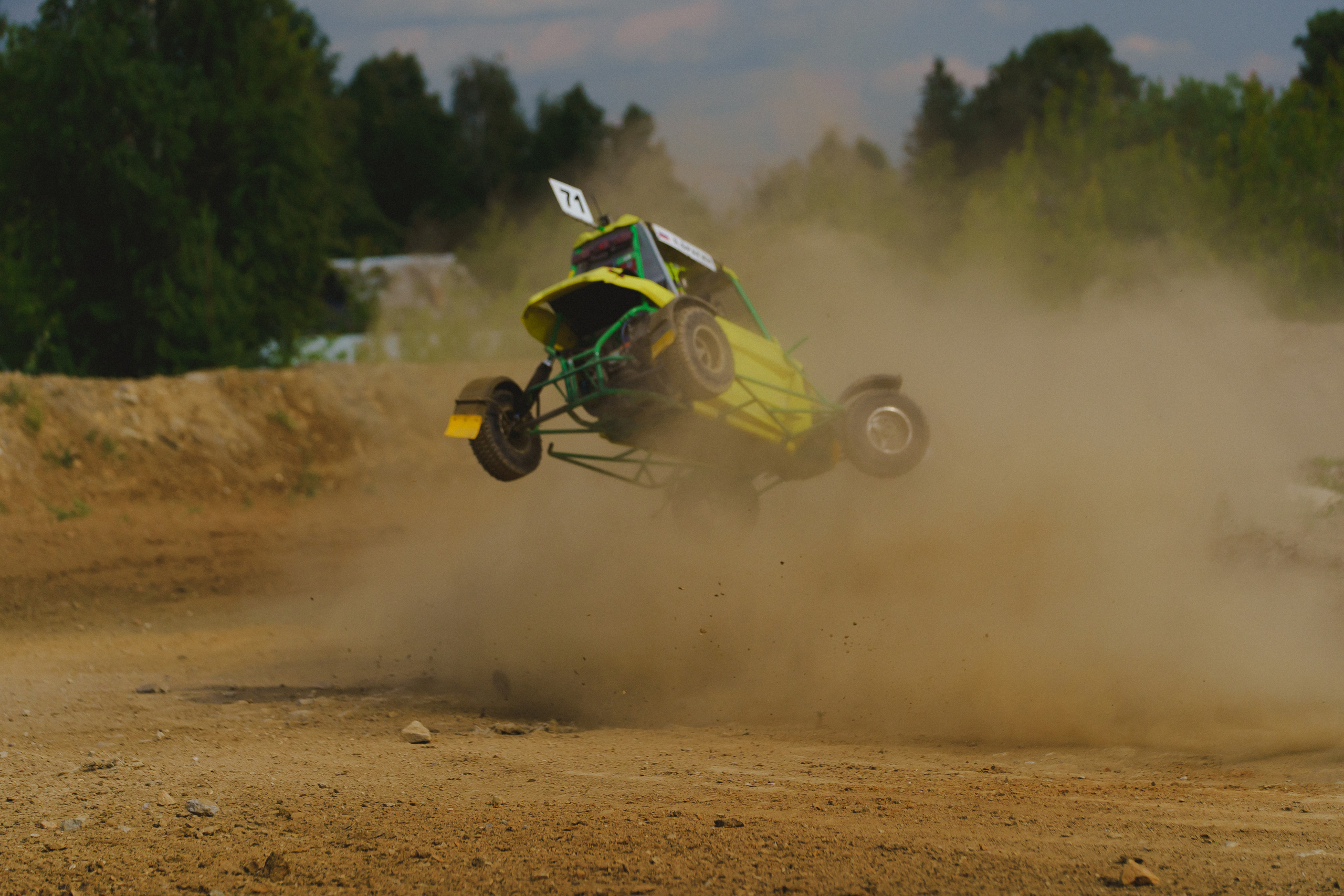 Автокросс Березовский. Фотограф Камиль Умеров. Фотограф в детский сад в Екатеринбурге, выпускные альбомы Юлия Умерова