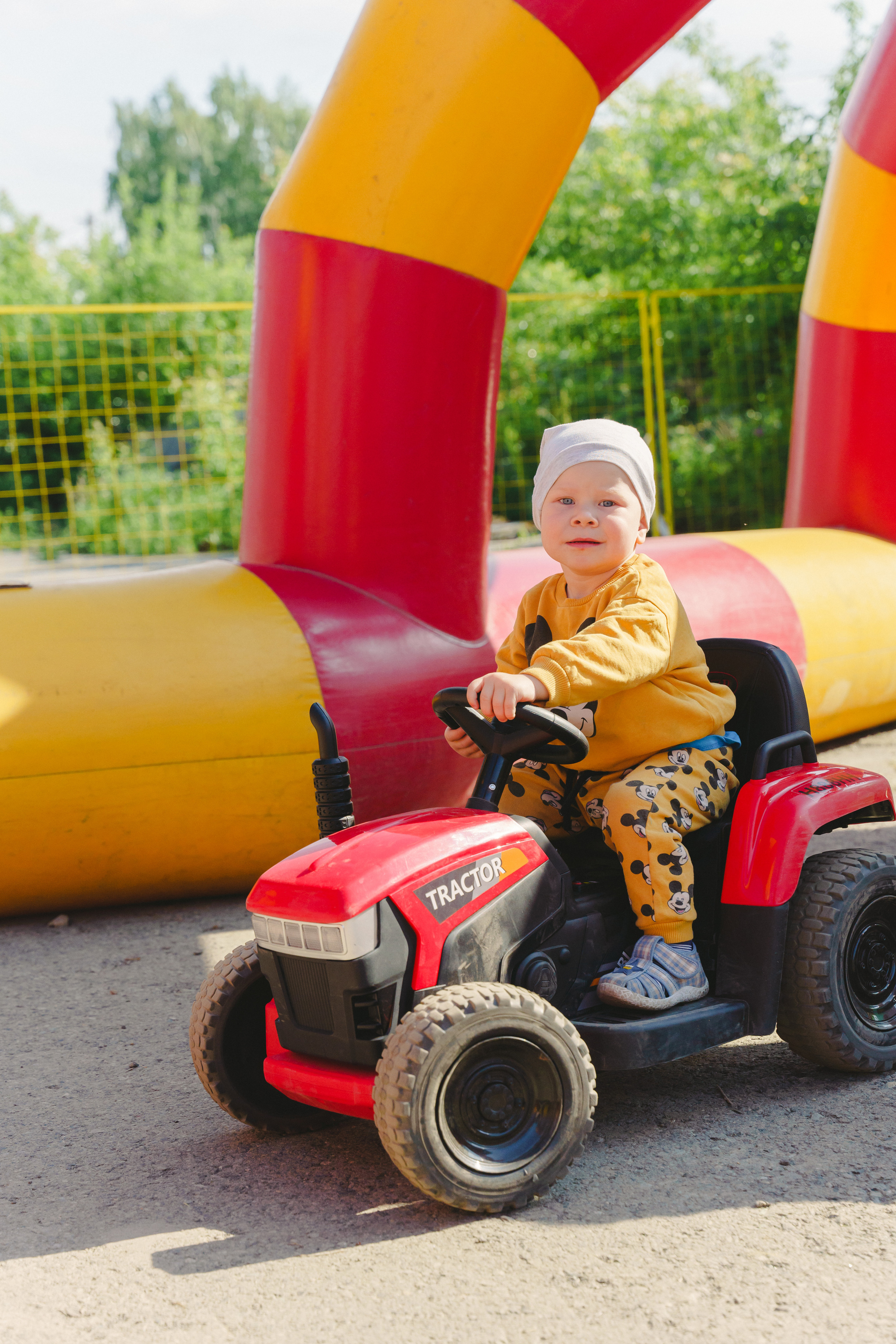 Открытие парка аттракционов «Галактика развлечений». Фотограф в детский сад в Екатеринбурге, выпускные альбомы Юлия Умерова
