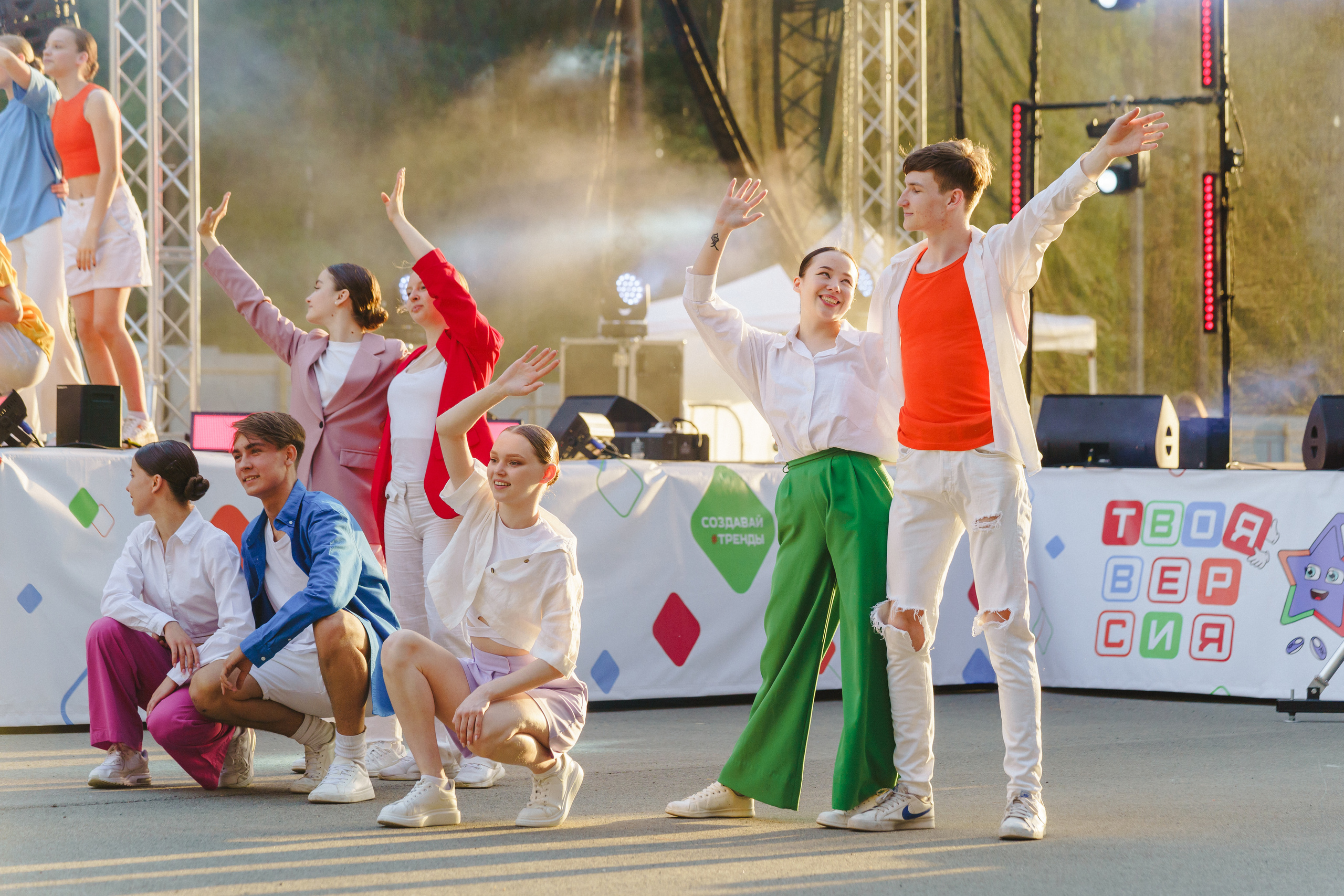 Юбилей БМАУ ДЗОЛ «Зарница». Фотограф в детский сад в Екатеринбурге, выпускные альбомы Юлия Умерова