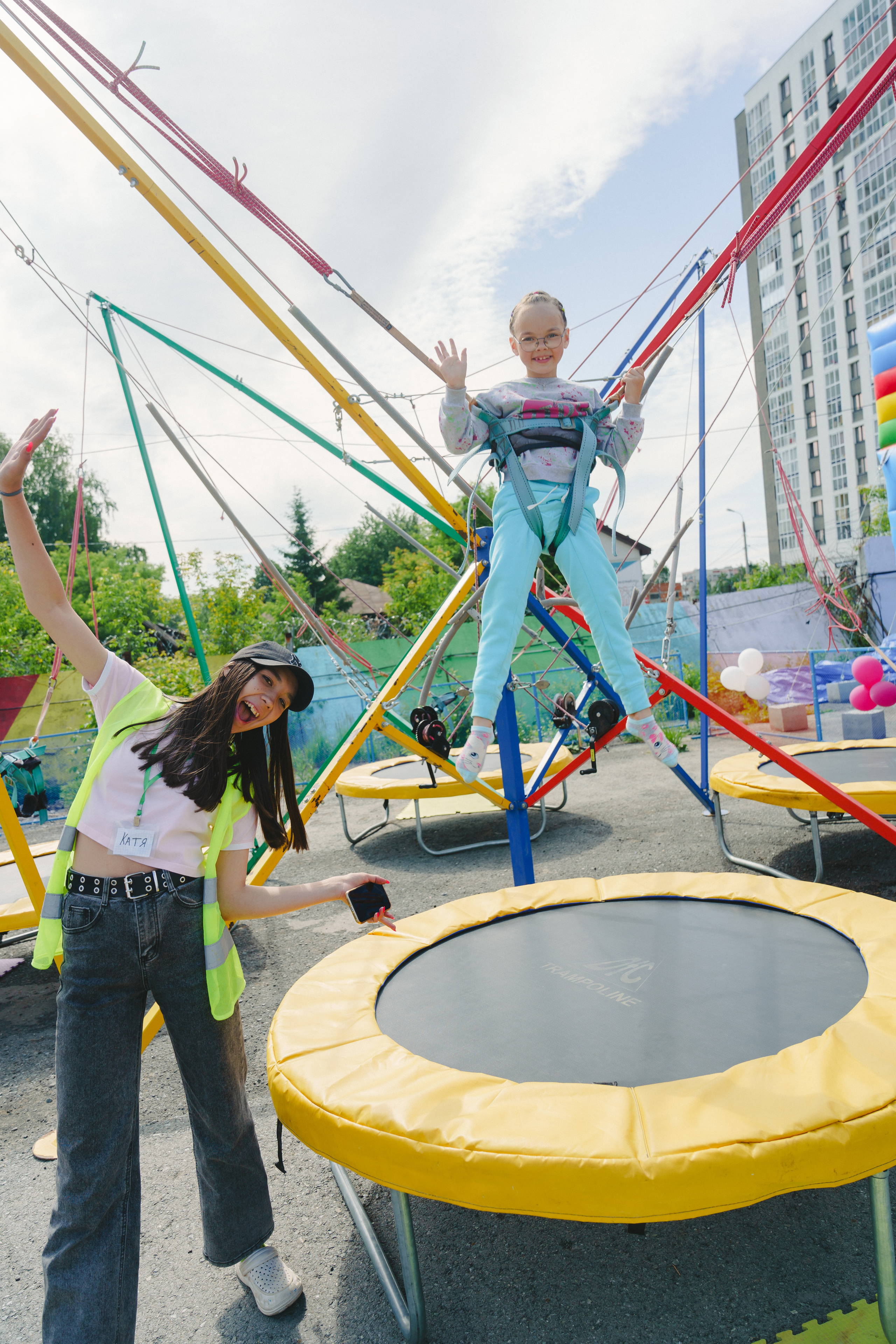 Открытие парка аттракционов «Галактика развлечений». Фотограф в детский сад в Екатеринбурге, выпускные альбомы Юлия Умерова