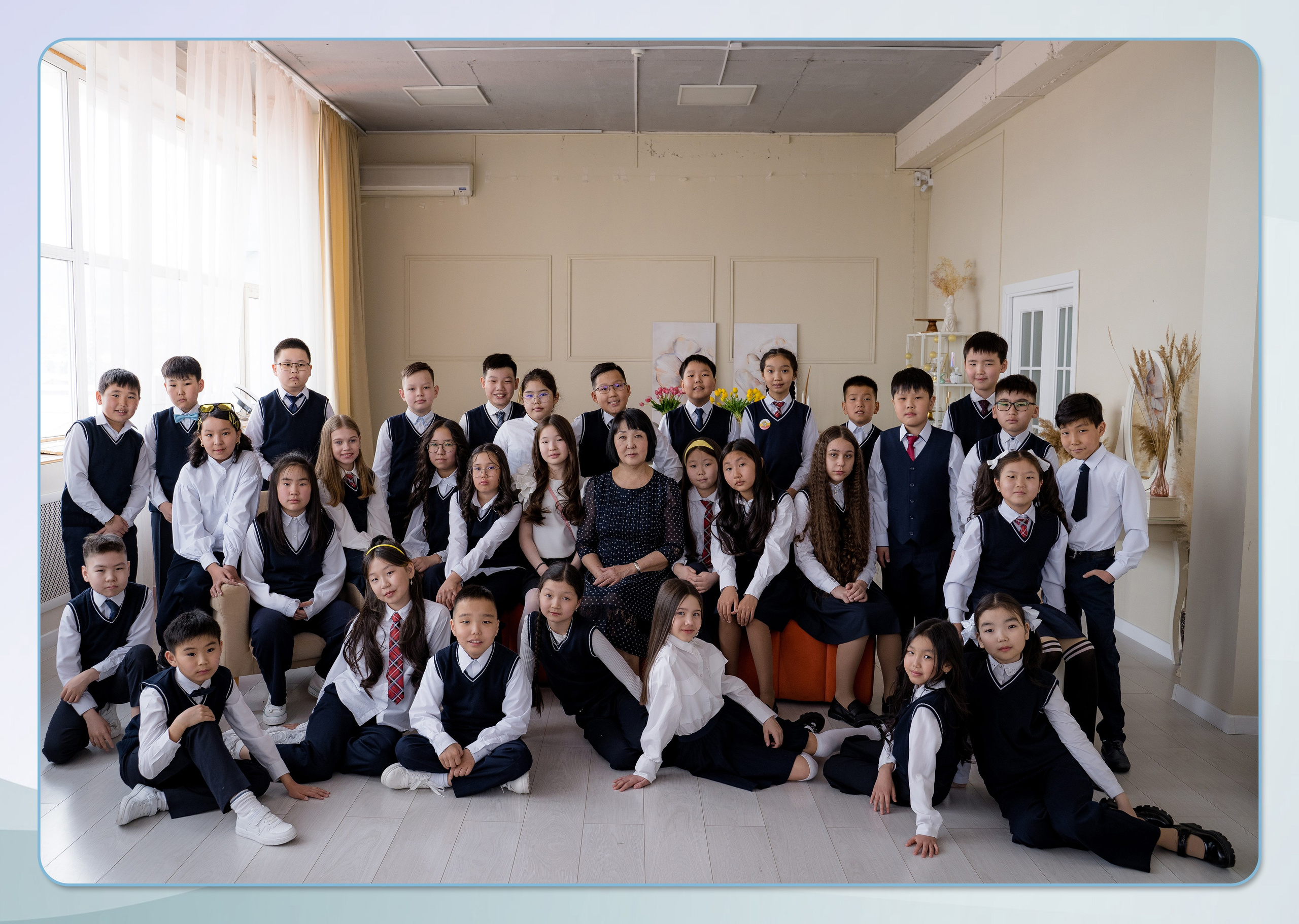 Выпускные альбомы премиум класса. Фотостудия Малина в городе Улан-Удэ. Фотограф Ирина Жарникова