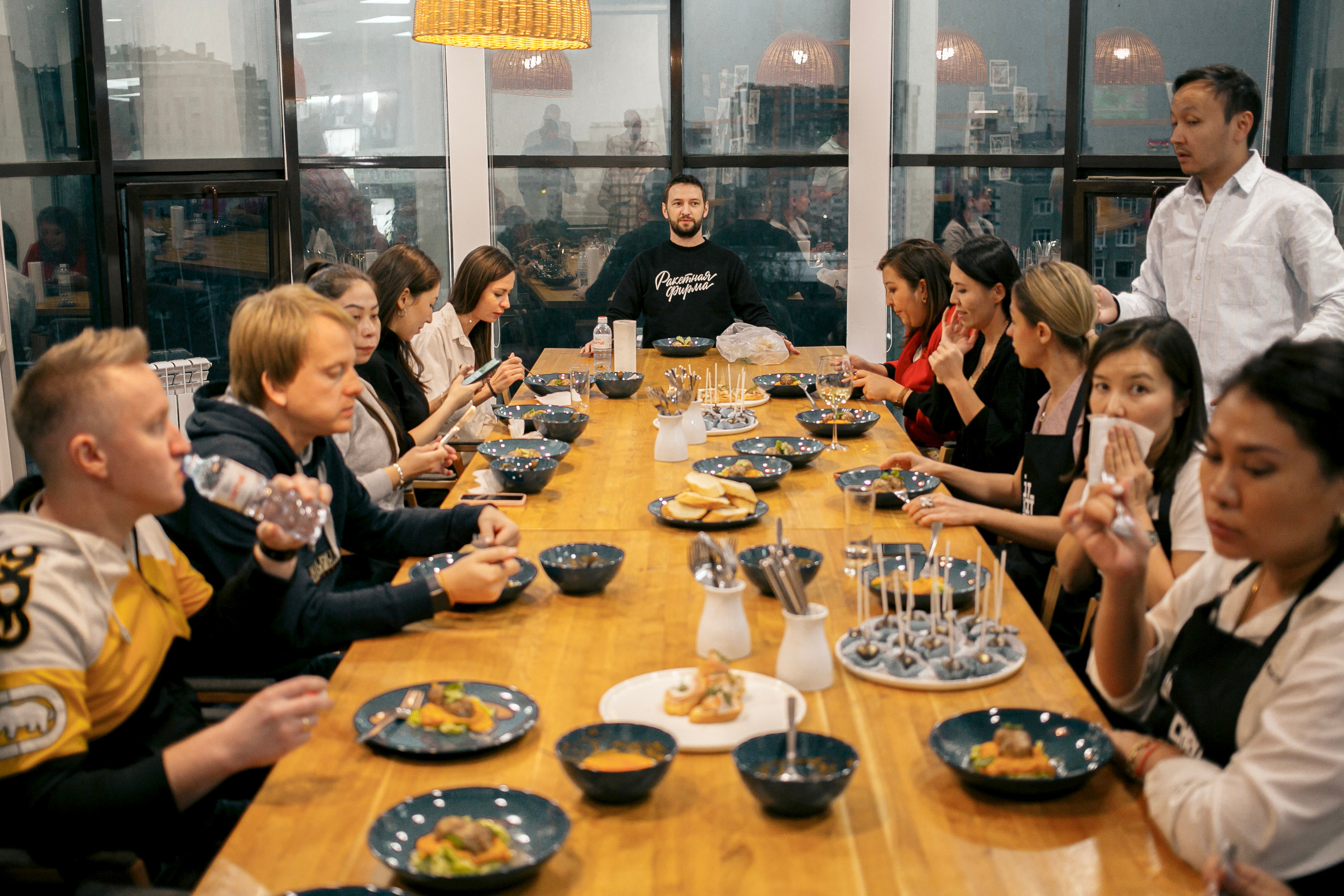 Beeline x Bosch. Репортажный фотограф в Алмате Чумаков Георгий