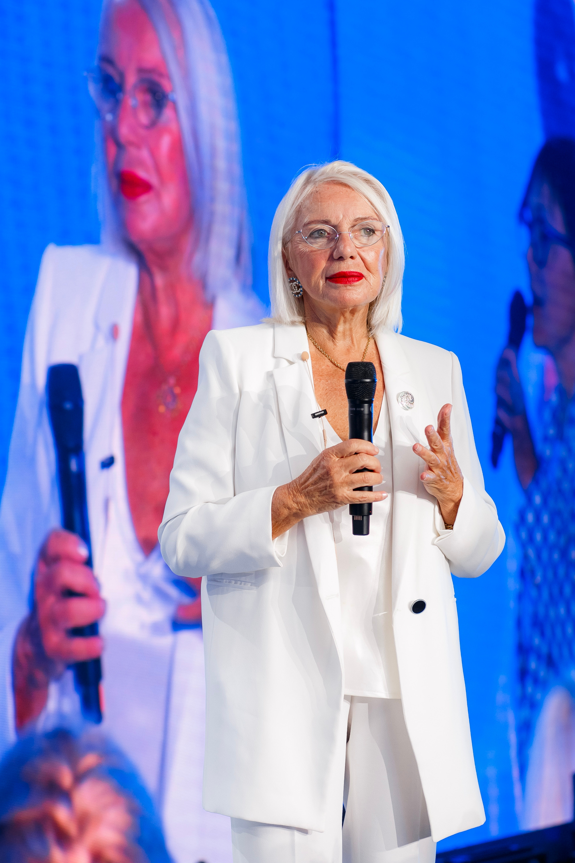 Christina Cosmetics Professional. Репортажный фотограф в Алмате Чумаков Георгий