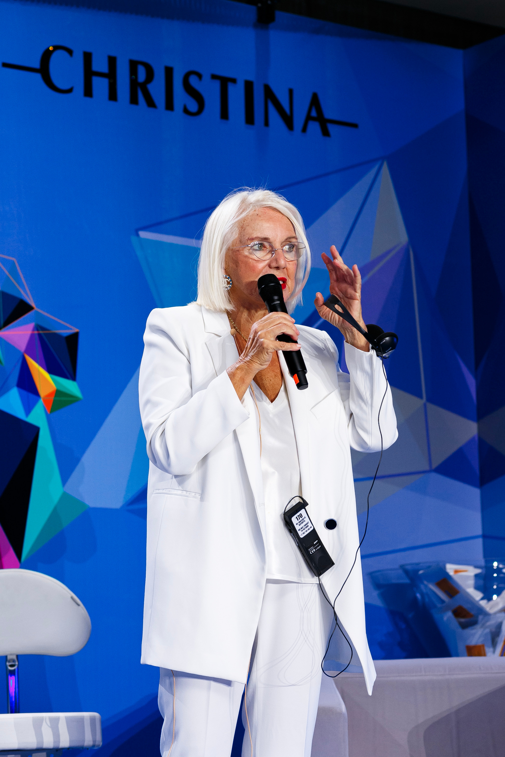 Christina Cosmetics Professional. Репортажный фотограф в Алмате Чумаков Георгий