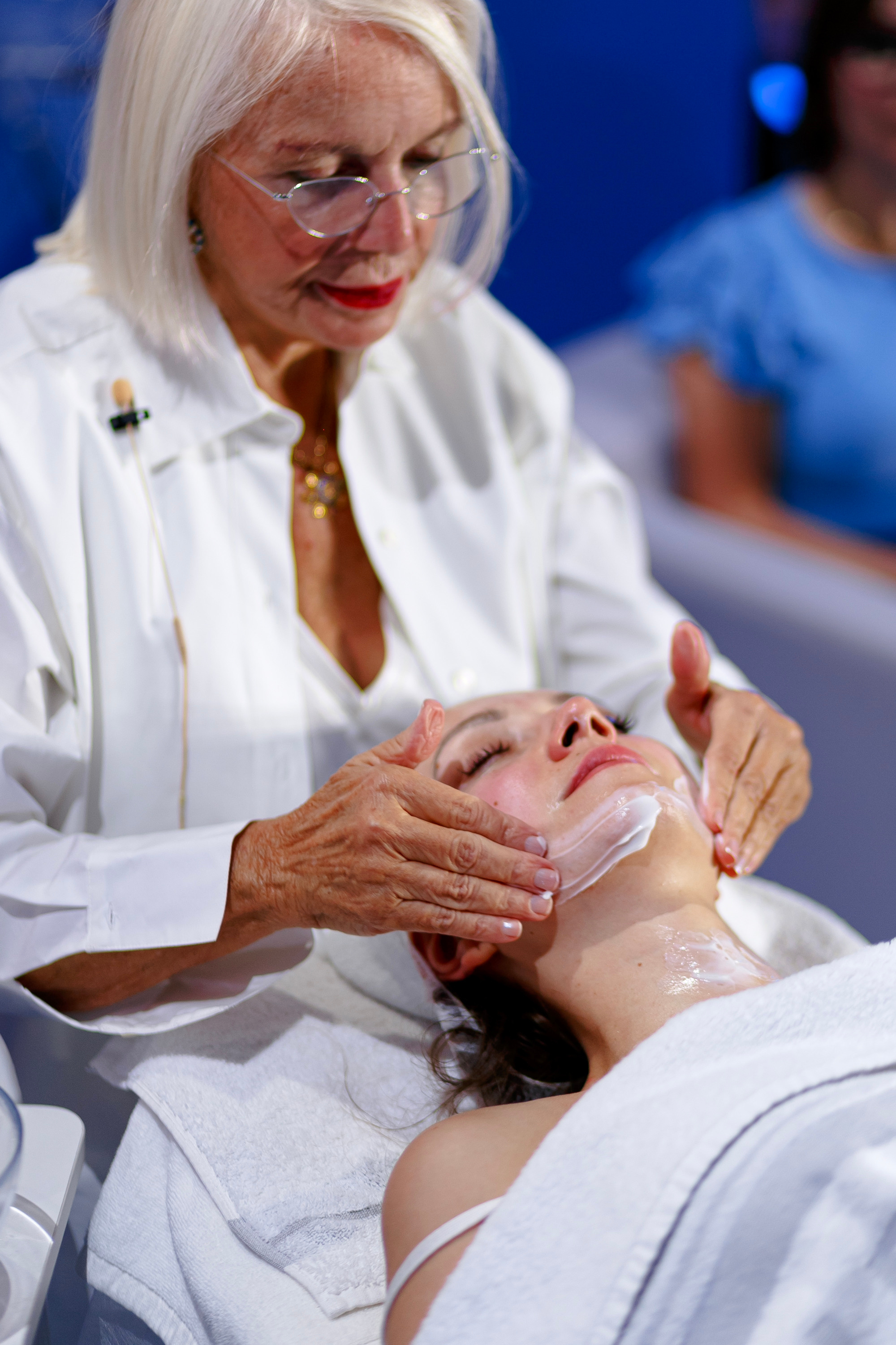 Christina Cosmetics Professional. Репортажный фотограф в Алмате Чумаков Георгий