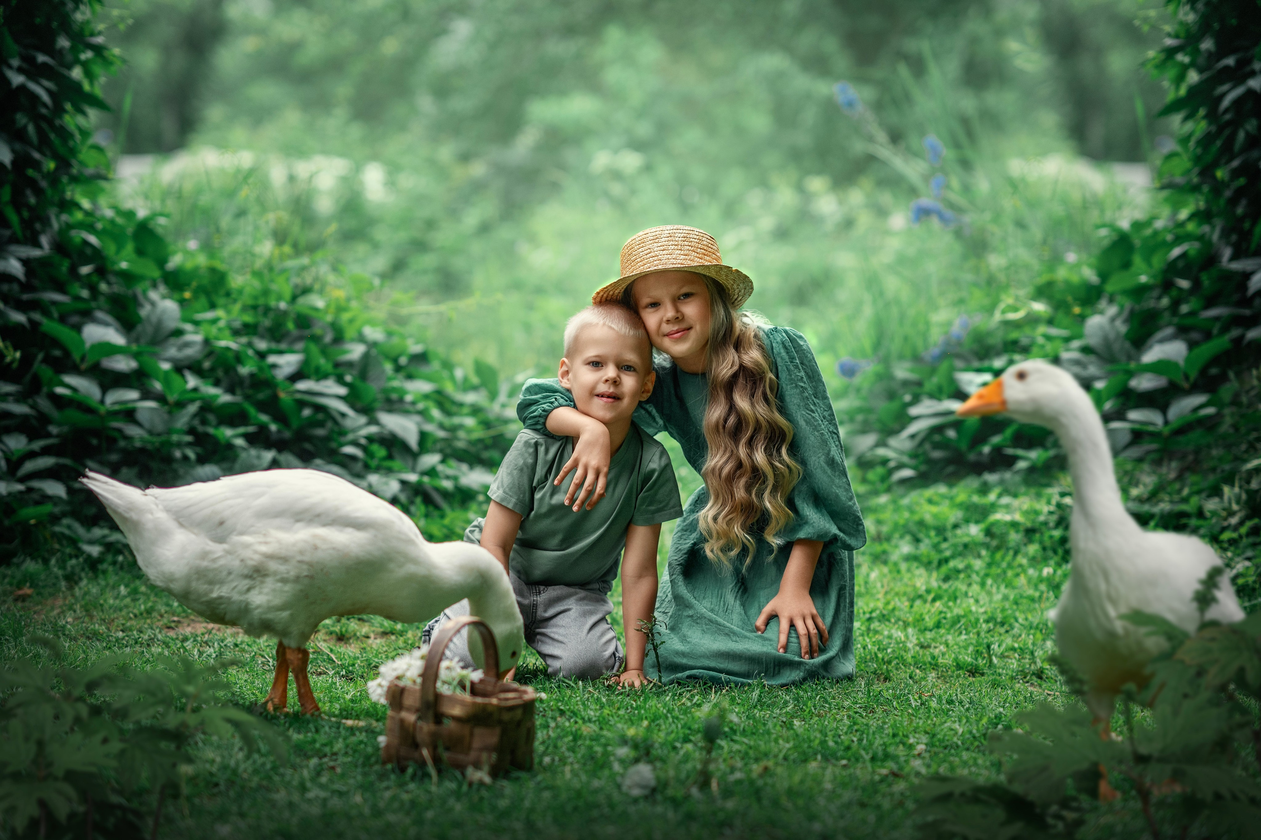 В САДУ. Семейный фотограф Екатеринбург Лора Мур