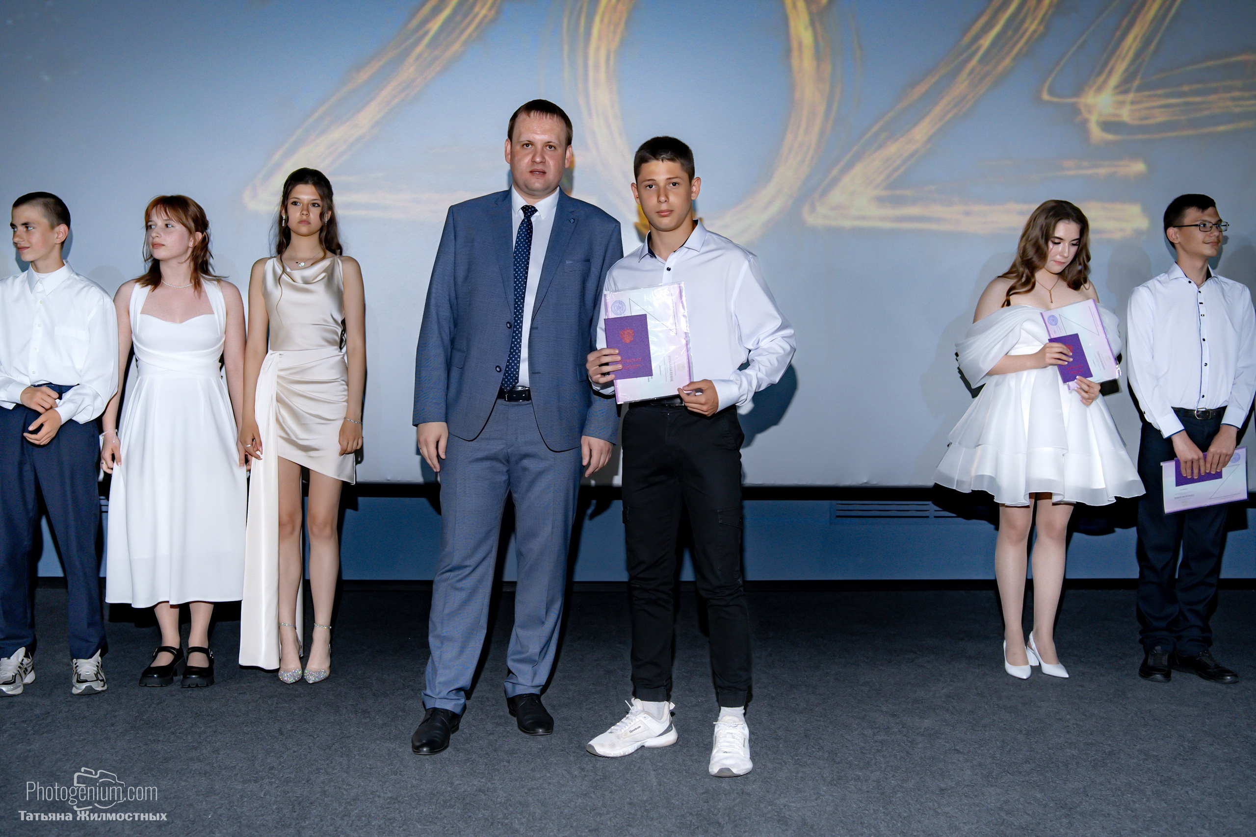 Выпускной 9"Д» класс школа № 35. Фотограф Нижний Новгород Татьяна Кейод