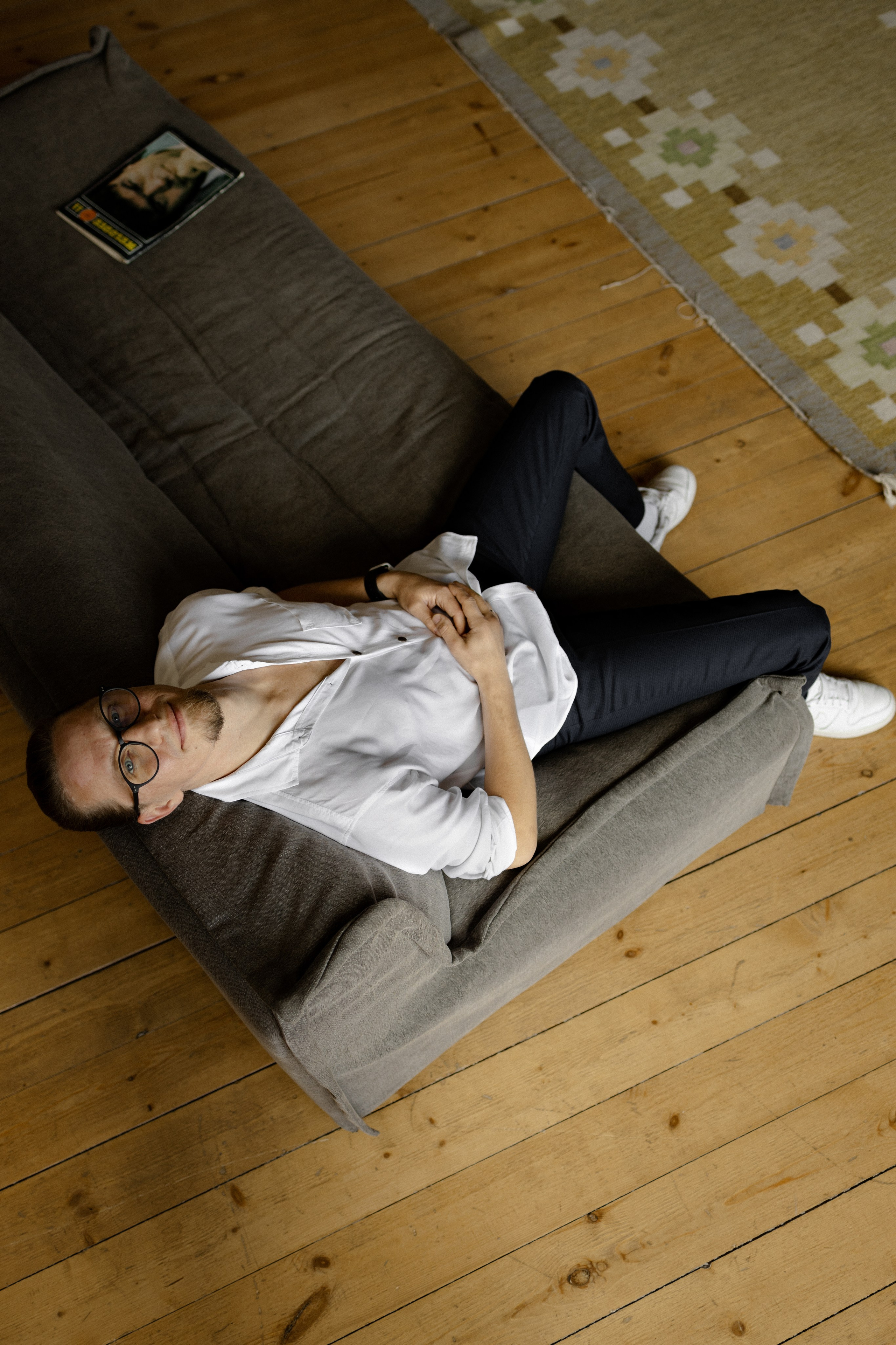 Виталий В. Фотограф Челябинск Эвелина Ганага, съемка для бизнеса и маркетплейсов