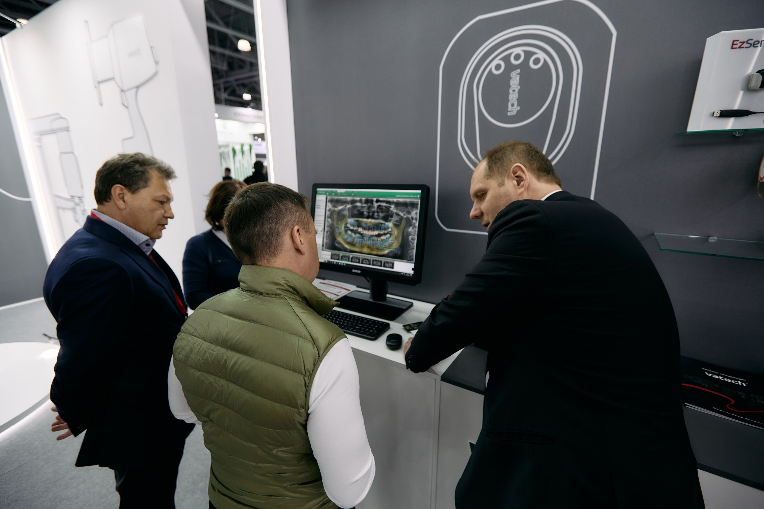 Дентал Салон 2026: Vatech. Свадебный и репортажный фотограф Дмитрий Кононенко