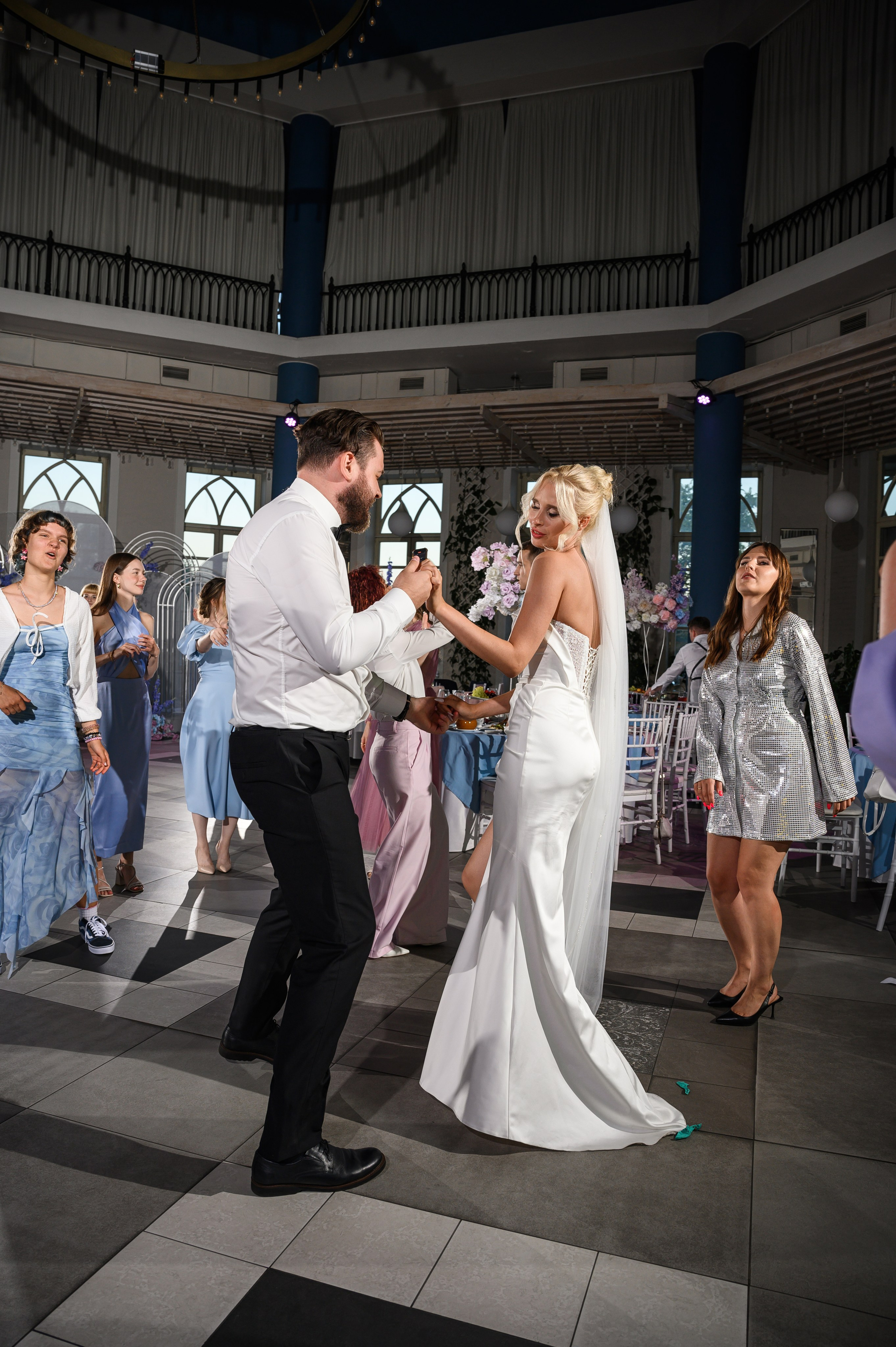 Свадебная фотосессия в Марриотт Империал Плаза. Свадебный фотограф Москва Юрий Кульман