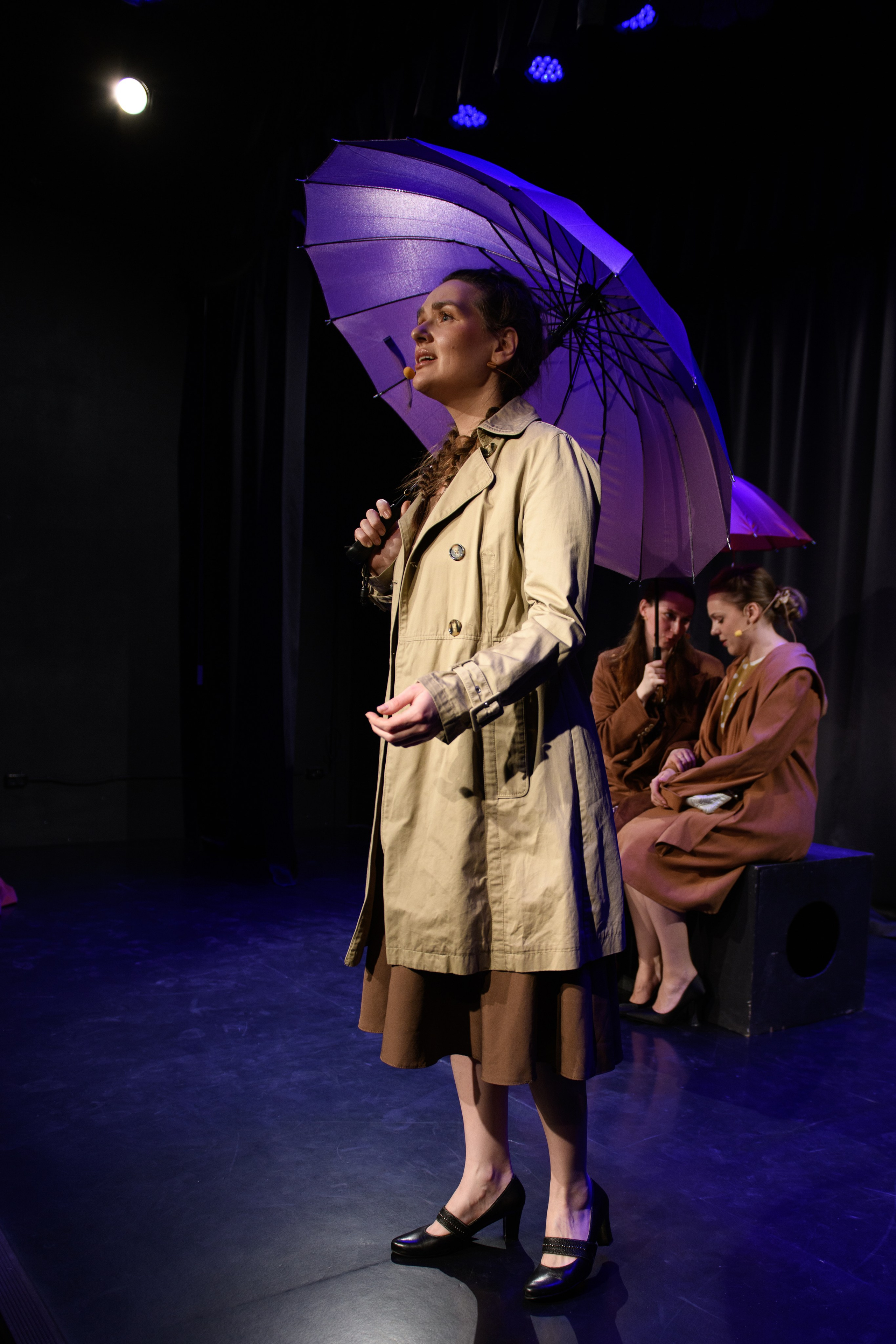 За нарисованным очагом. Организация и проведение фотосъемок в Санкт-Петербурге. Фотограф Смирягин Илья