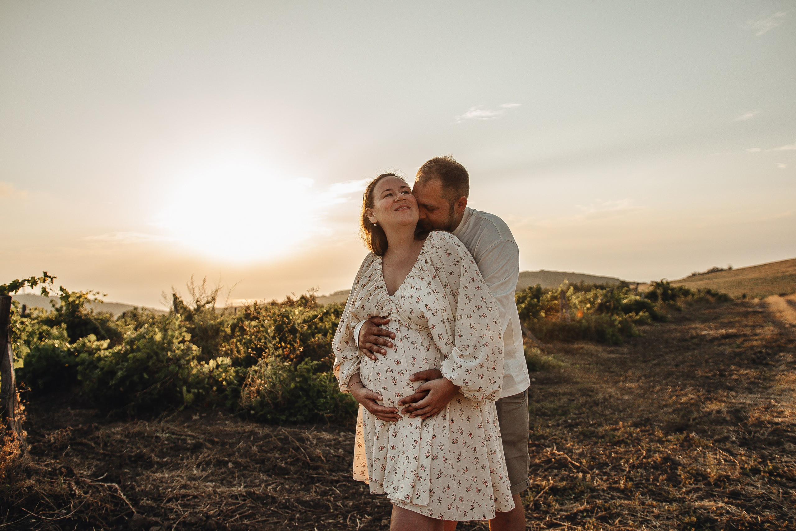 Антон и Мария — виноградная лоза Гай-Кодзора. Семейный фотограф Новороссийск, Анапа, Геленджик — Юлия Давыдова
