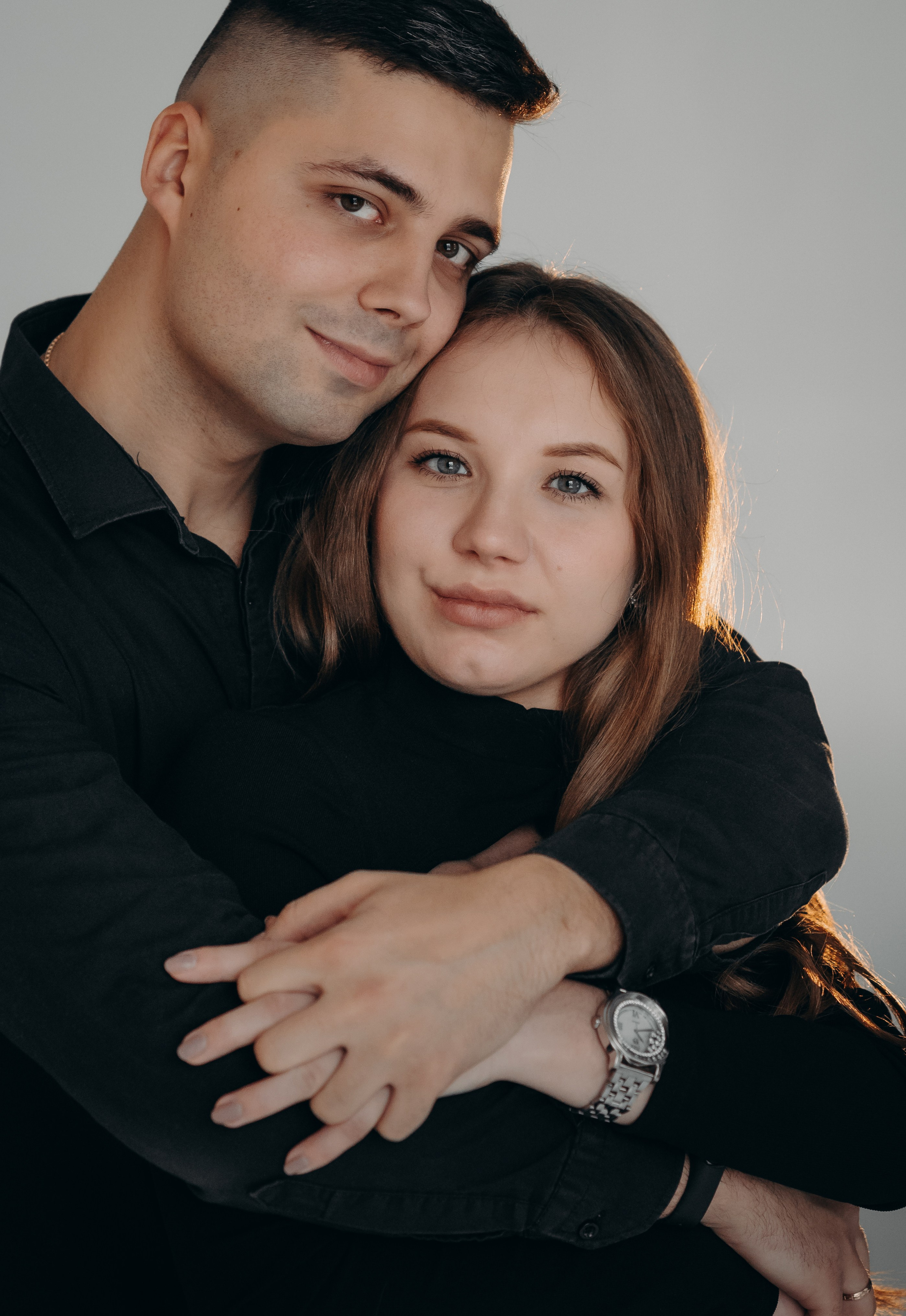 Съемка беременности в студии. Главная