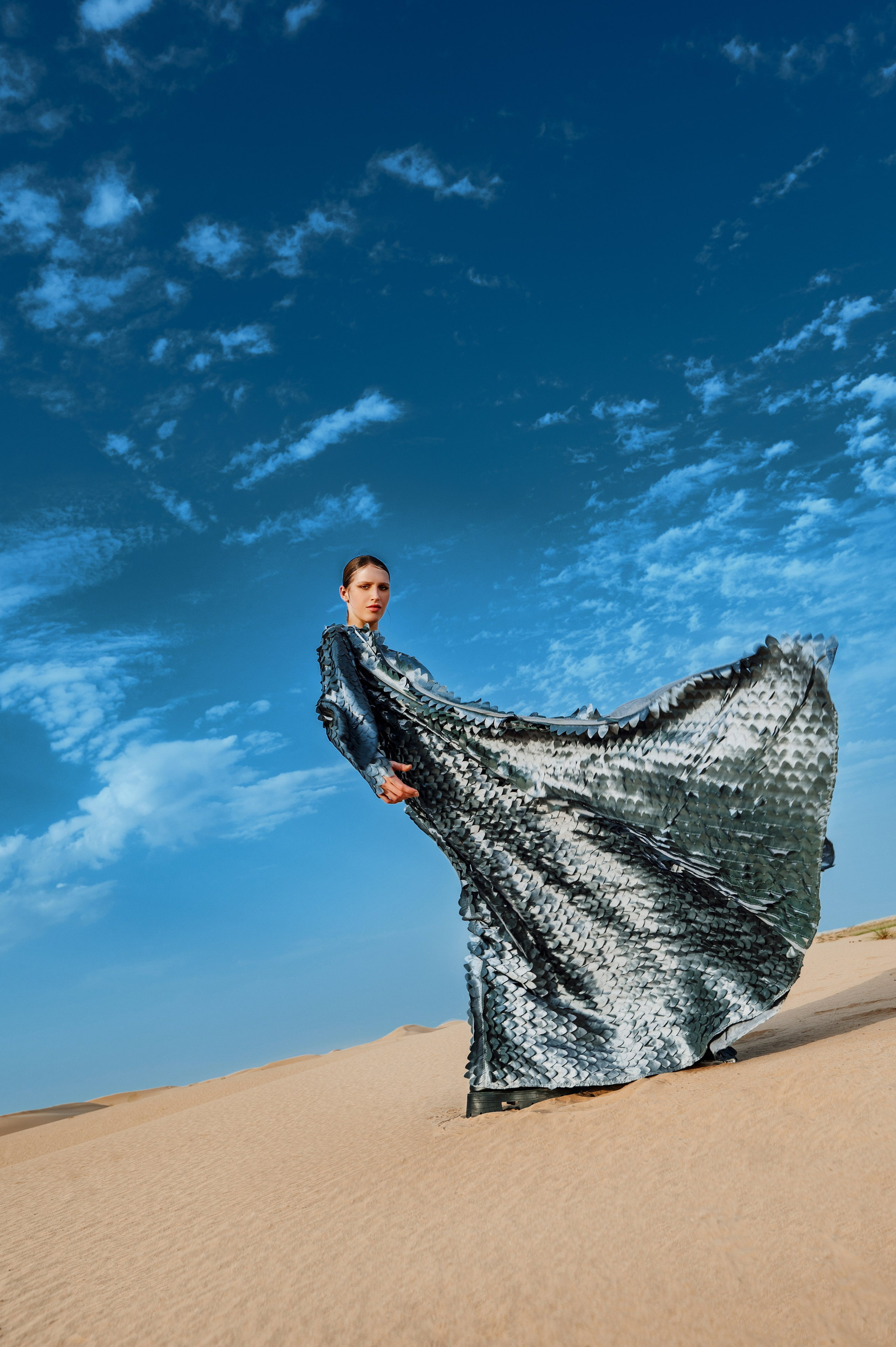 Виктория драконий плащ. Коммерческий фотограф Москва /Дубай, эксклюзивные фэшн фотосессии