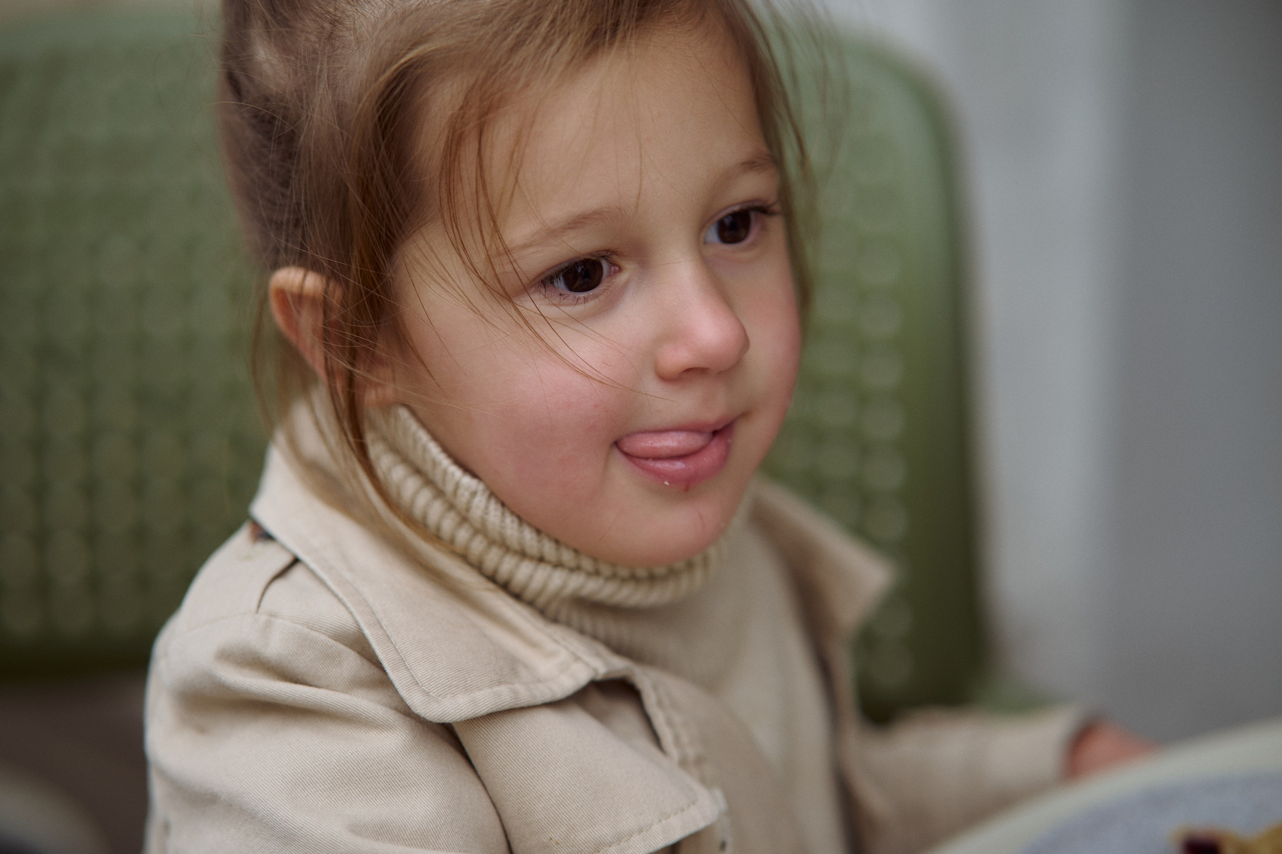 Рита и Кира. Прогулка по центру. Семейный и свадебный lifestyle-фотограф в Москве Мария Петрова