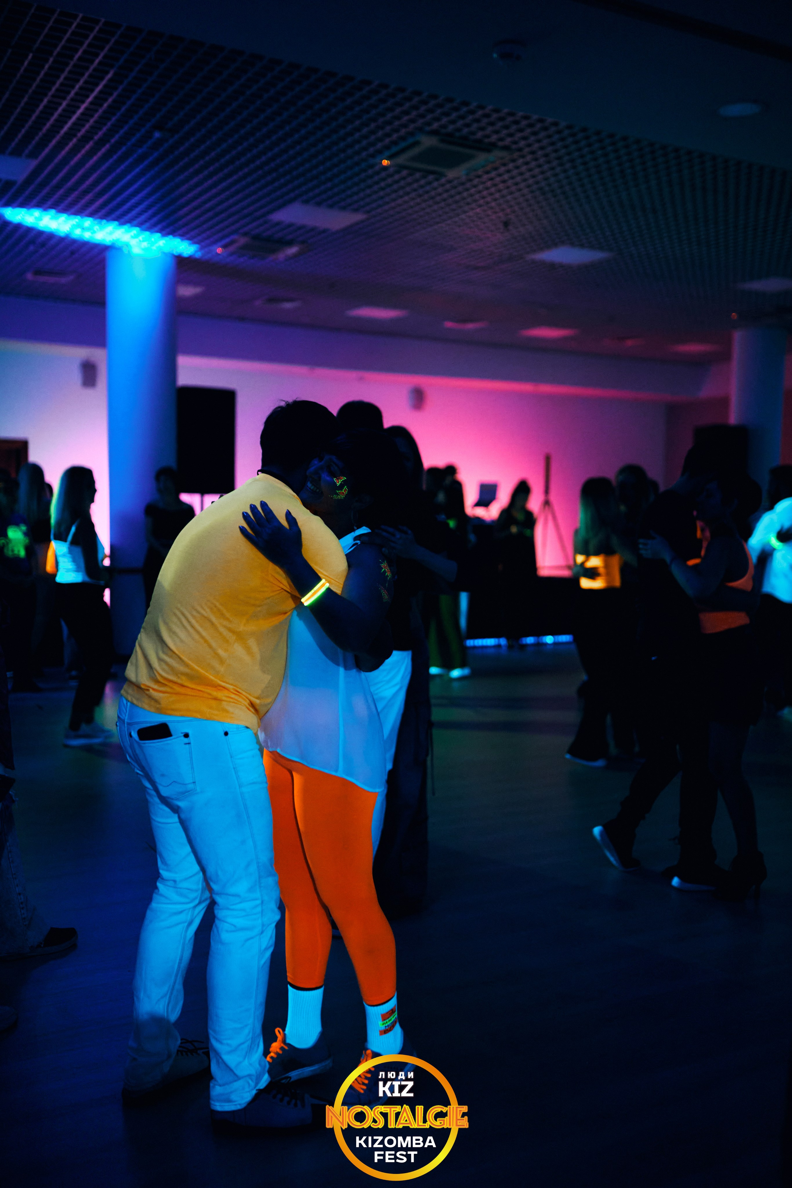 Neon party. Свадебный фотограф