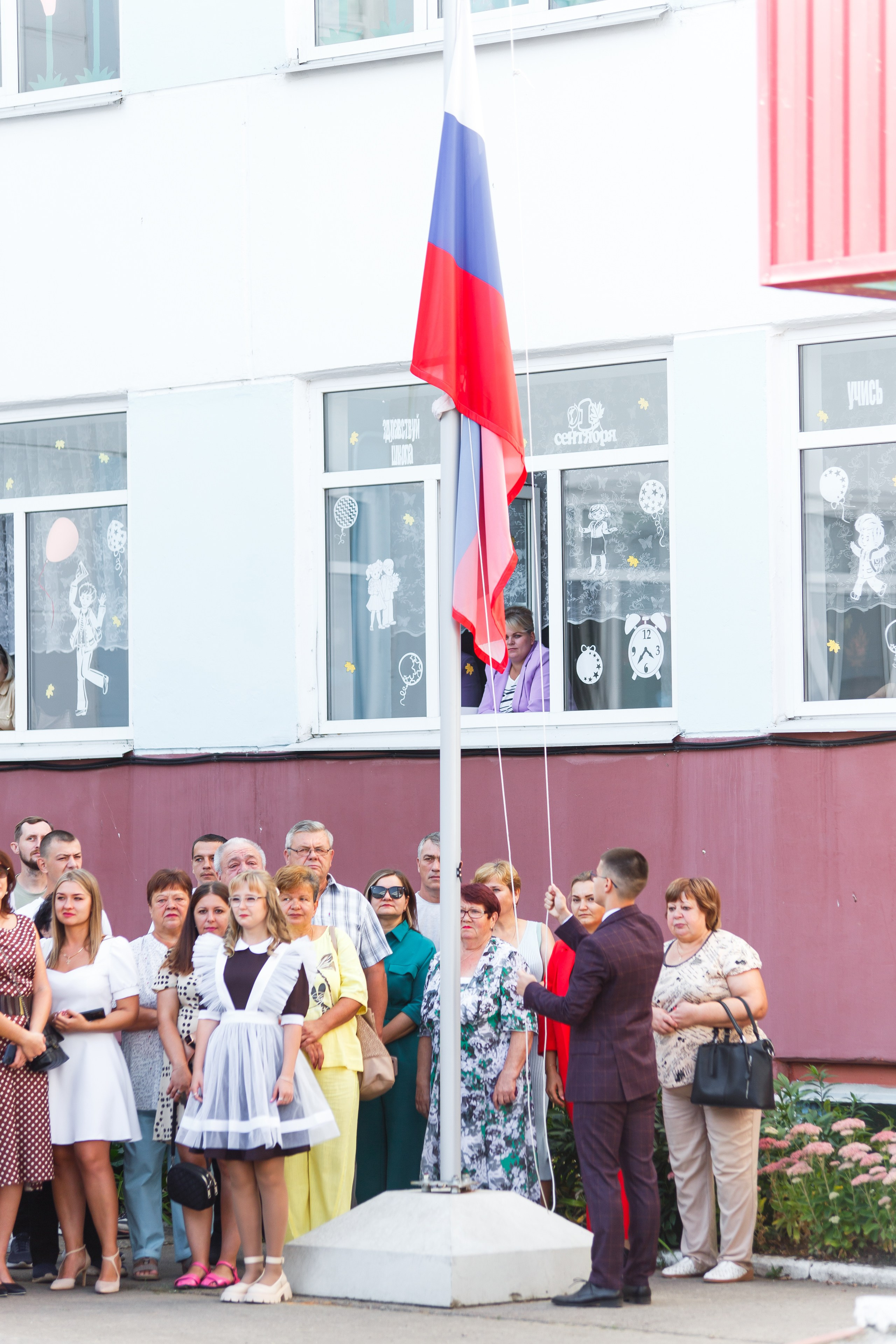 01 СЕНТЯБРЯ 2024 (МБОУ г. Мценска «Средняя школа № 9»). Профессиональный фотограф в Мценске и Орловской области