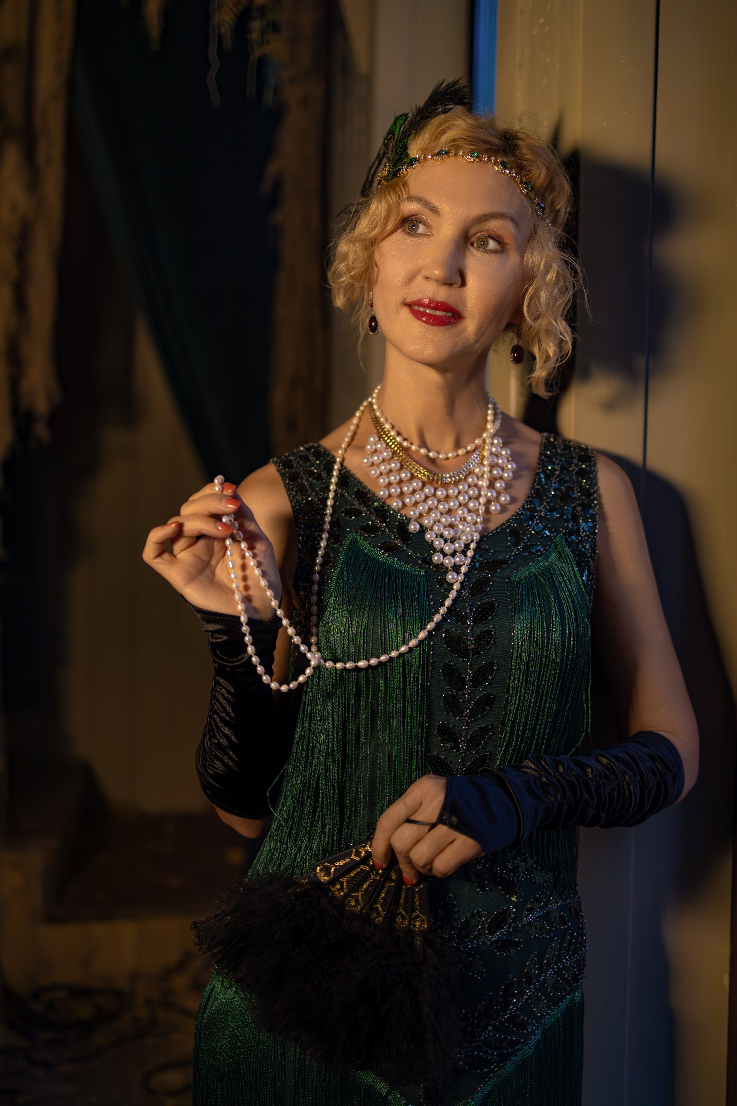 Оксана. Заброшенный театр. Репортажный, семейный и студийный фотограф в Москве Демин Алексей