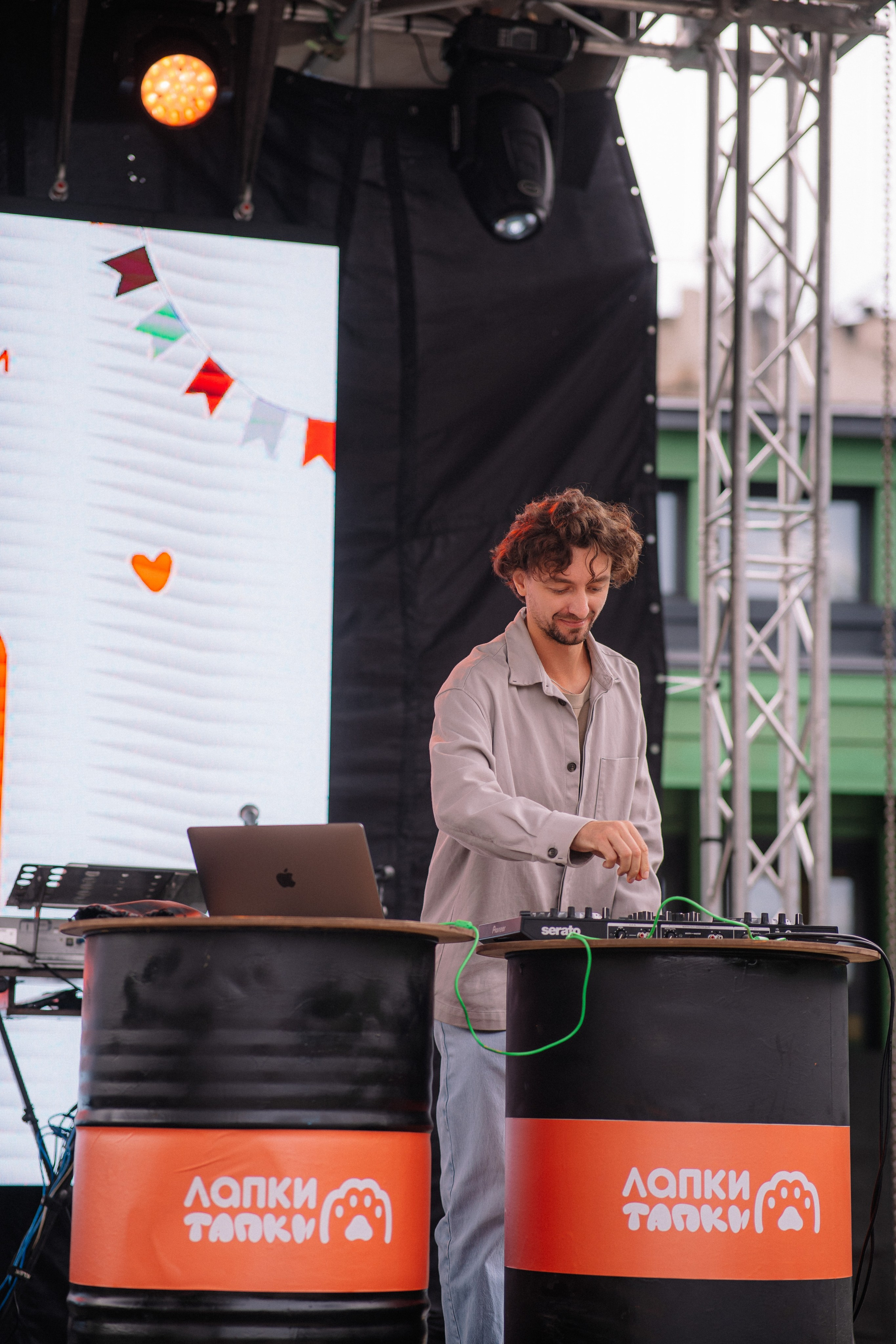 Фотоотчет ЛАПКИ ТАПКИ в Барнауле. Репортажный (Event) фотограф в Барнауле | Даниил Маркин | Качество и вайб