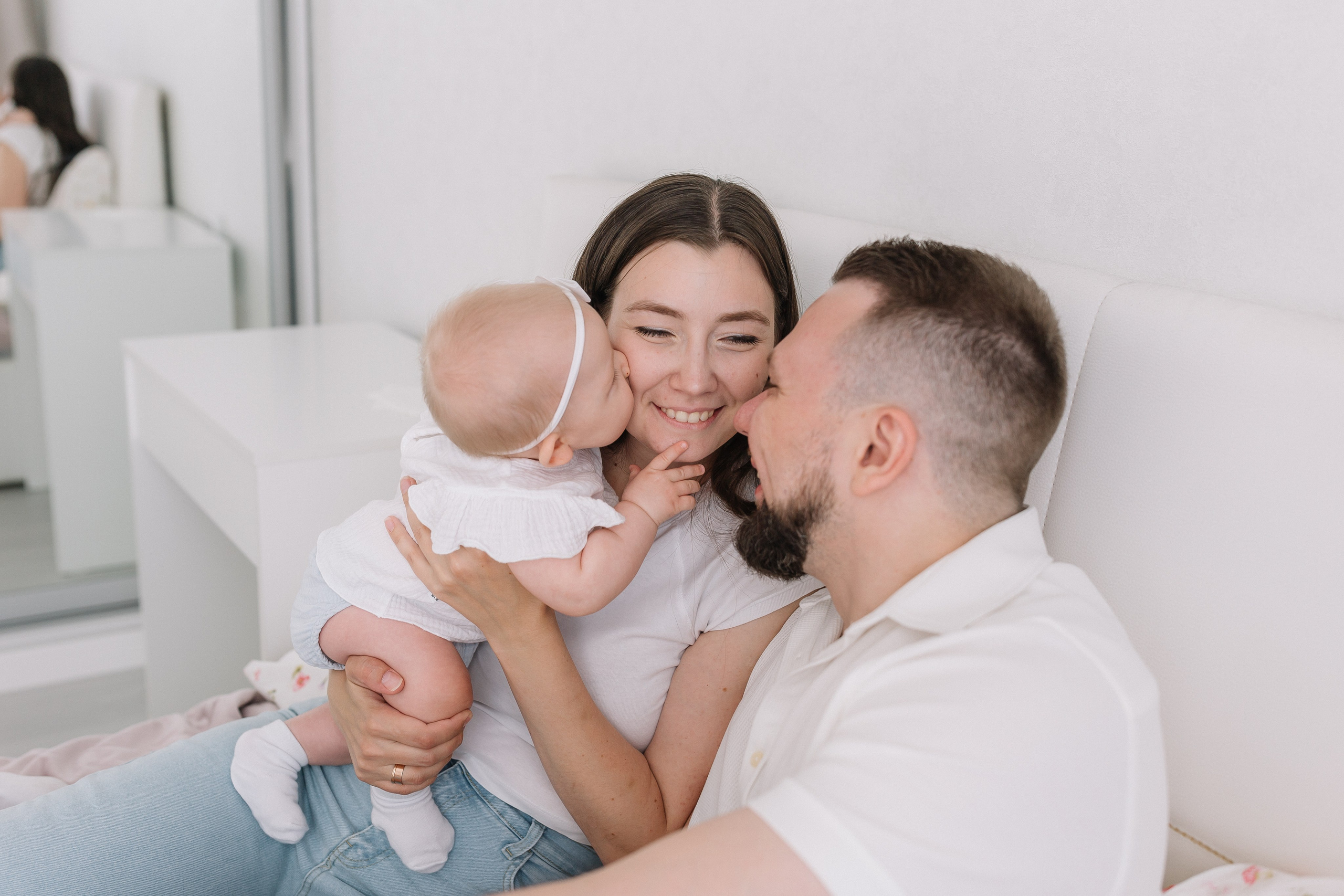 Тима, Мила, Алёша, Алисия домашняя. Семейный фотограф в Волгограде Надежда Головко