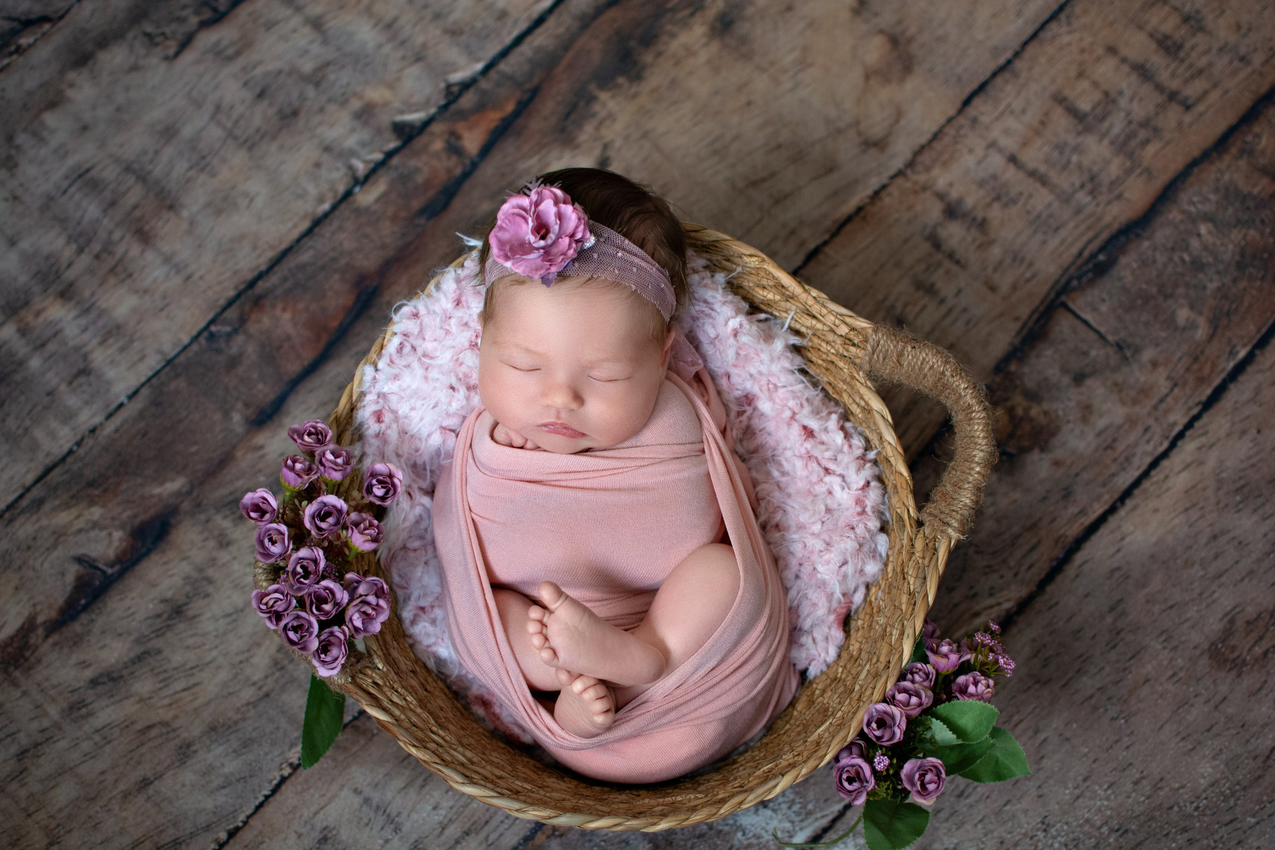 Новорожденные. Фотограф новорожденных в г. Ростове-на-Дону Инна Дурасова
