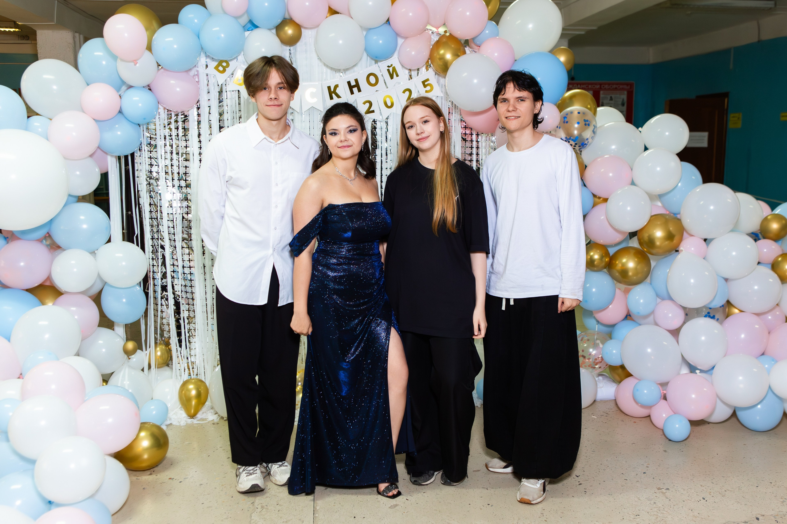 ФОТОСЕССИЯ С РОДИТЕЛЯМИ ВЫПУСКНОЙ 2025 9 ШКОЛА Г.МЦЕНСК. Профессиональный фотограф в Мценске и Орловской области
