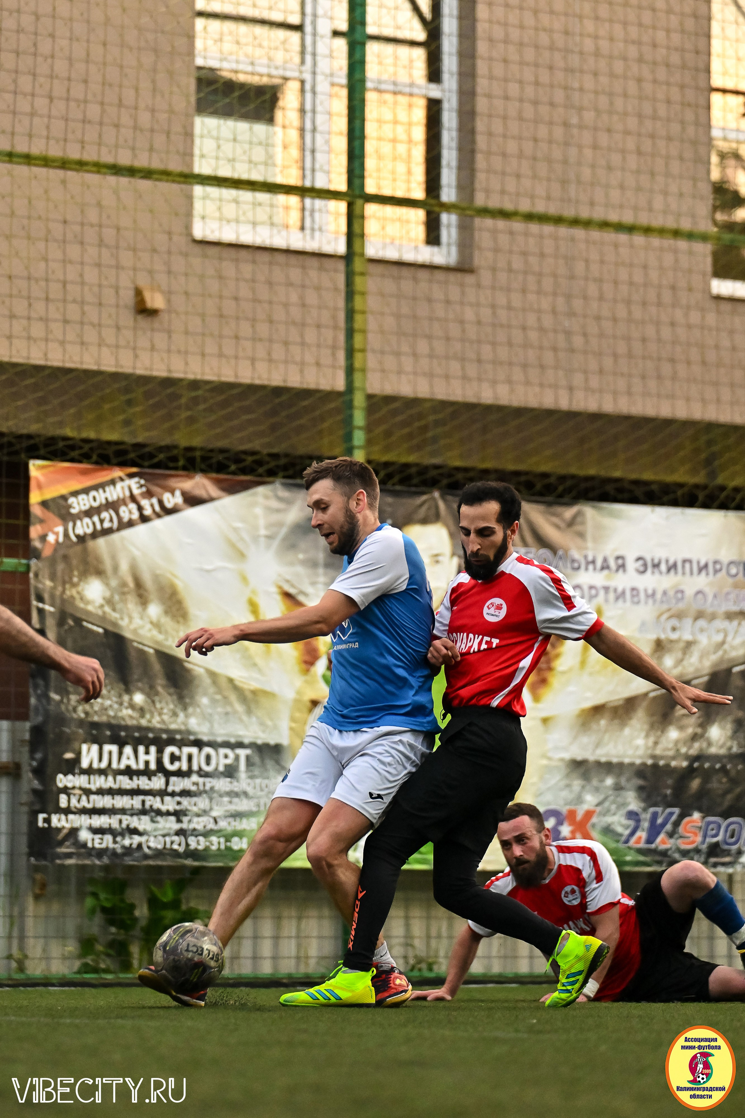 ИГРЫ МИНИ-ФУТБОЛЬНОЙ И КОРПОРАТИВНОЙ ЛИГИ. VIBECITY.RU Вайб Сити Ру Фоторепортажи Фотоотчеты Калининград