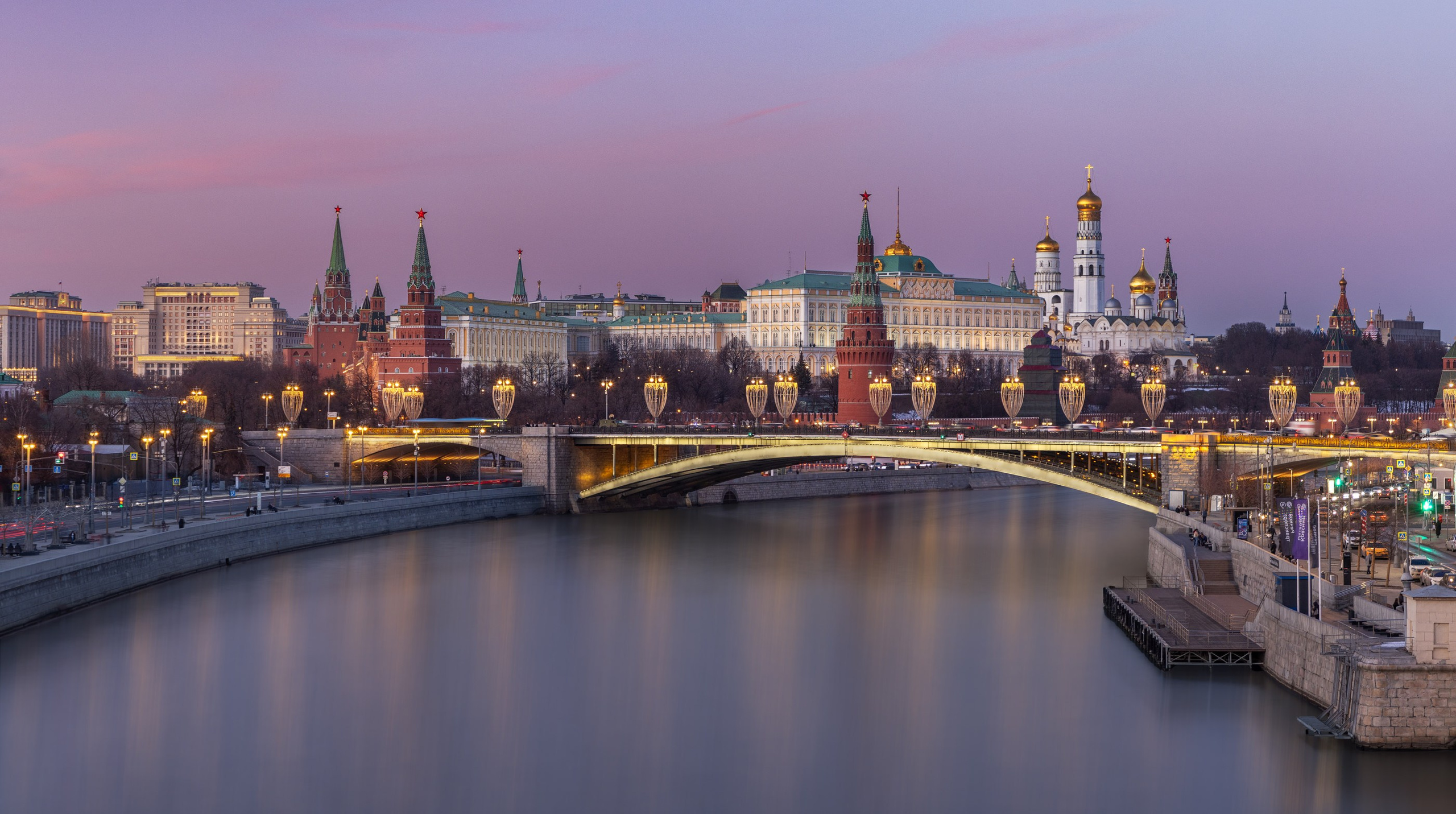 City and architectural portfolio of photographer Vadim Sherbakov. Vadim Sherbakov Portfolio