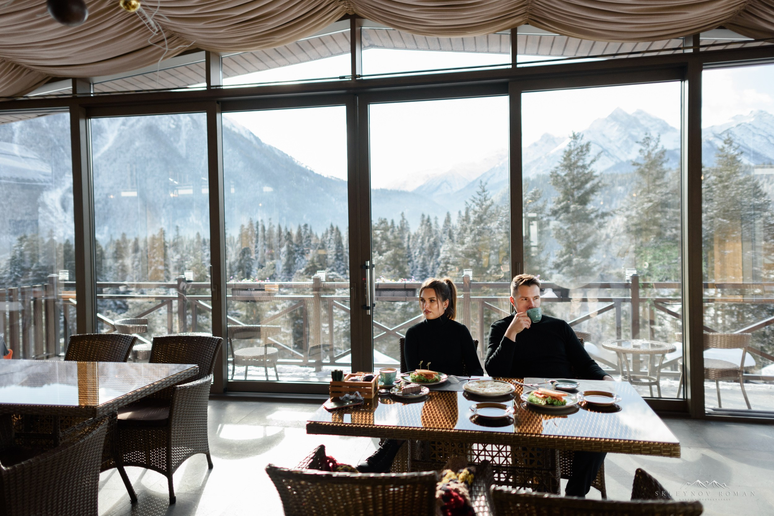 Прогулка Дарьи и Артема в горах Архыза. Свадебный и travel фотограф в Волгограде, Сочи, Домбае, Европе