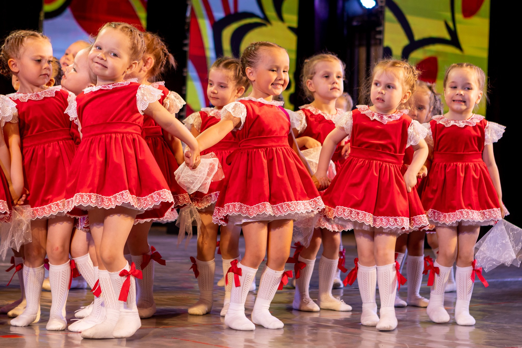 Отчетный концерт Заслуженного коллектива РФ «Жемчужинка» в Оренбурге, ДК «Россия», 2025 г. Фотограф в Оренбурге. Профессиональный фотограф