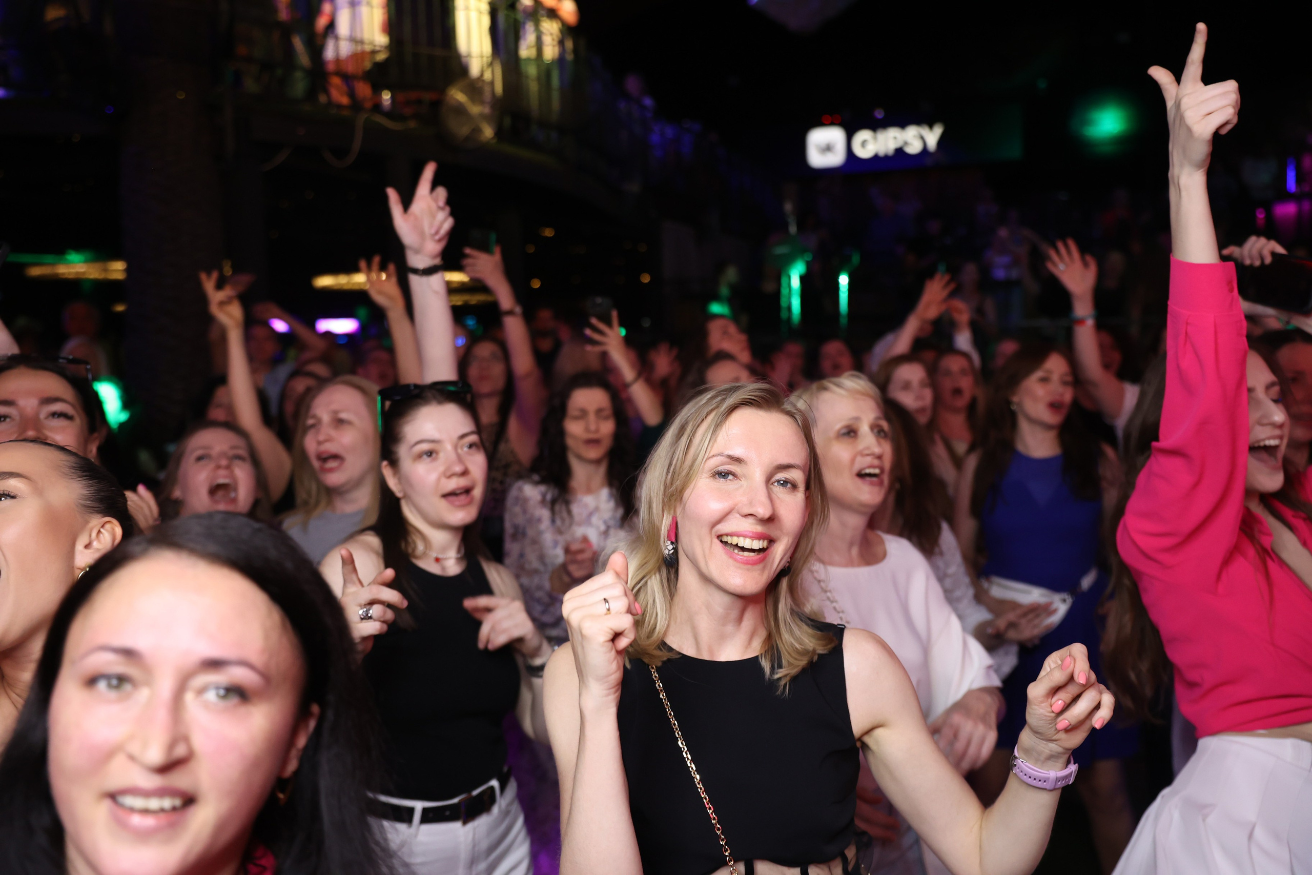 Латина на крыше. Татьяна Фомичева. Репортажный и светский фотограф в Москве