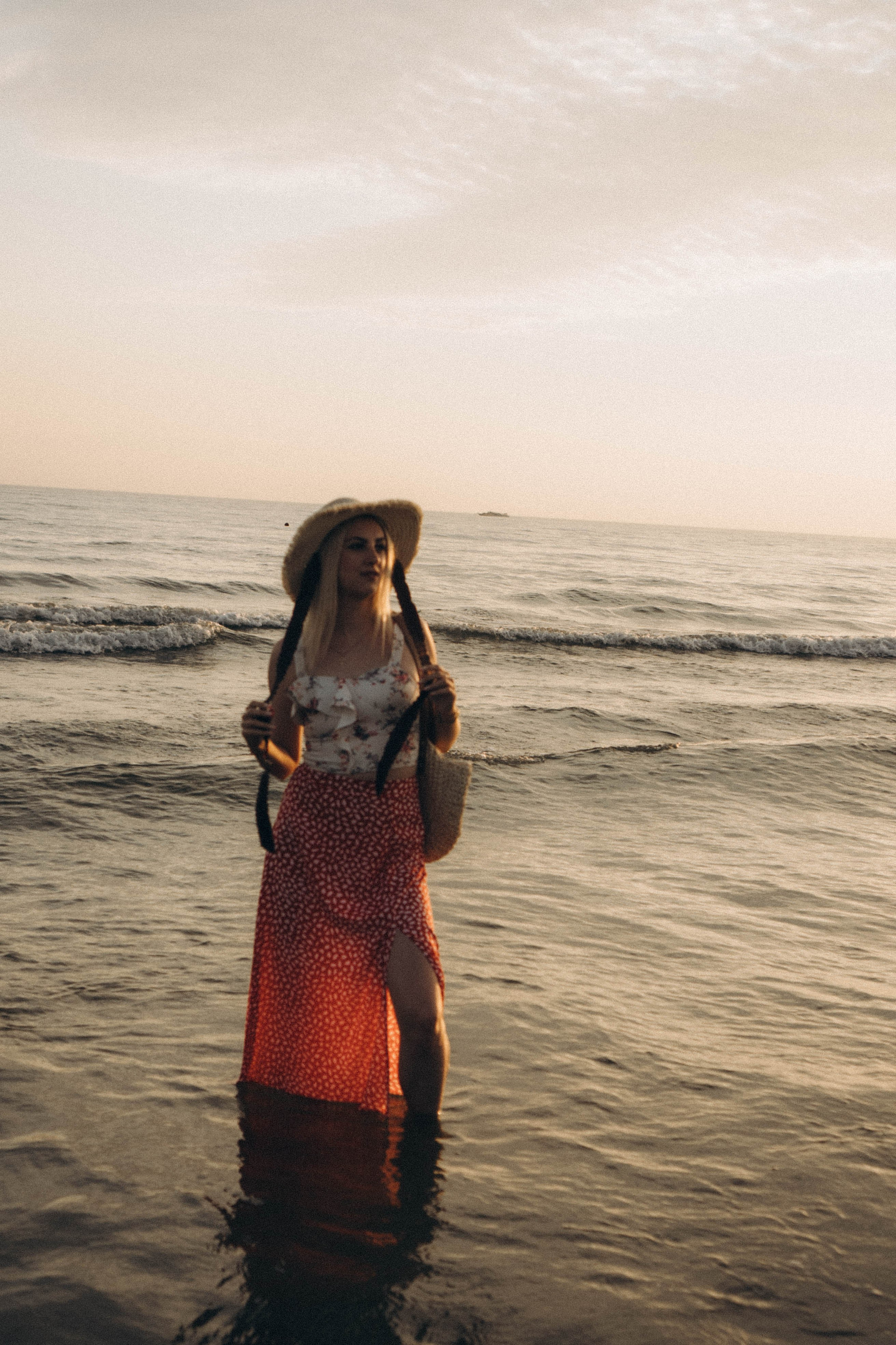 Июльский вечер на берегу черного моря. Профессиональный фотограф, Санкт-Петербург — Виктория Богомолова