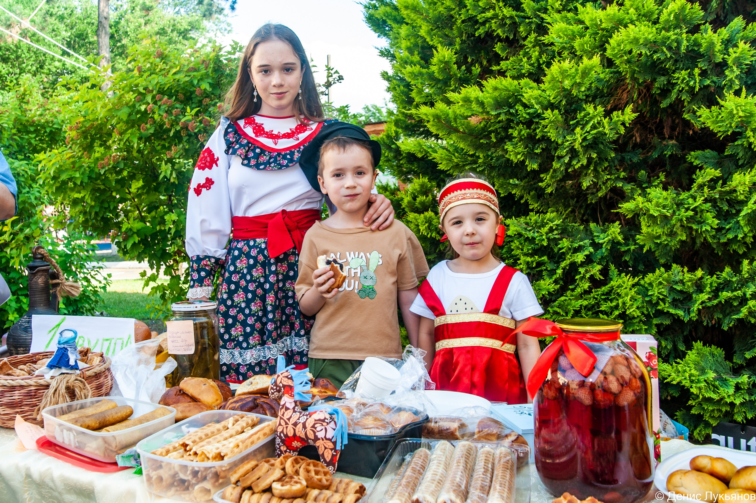 Ярмарка. Свадебный и семейный фотограф Денис Лукьянов в Краснодаре, Краснодарском крае и Республике Крым