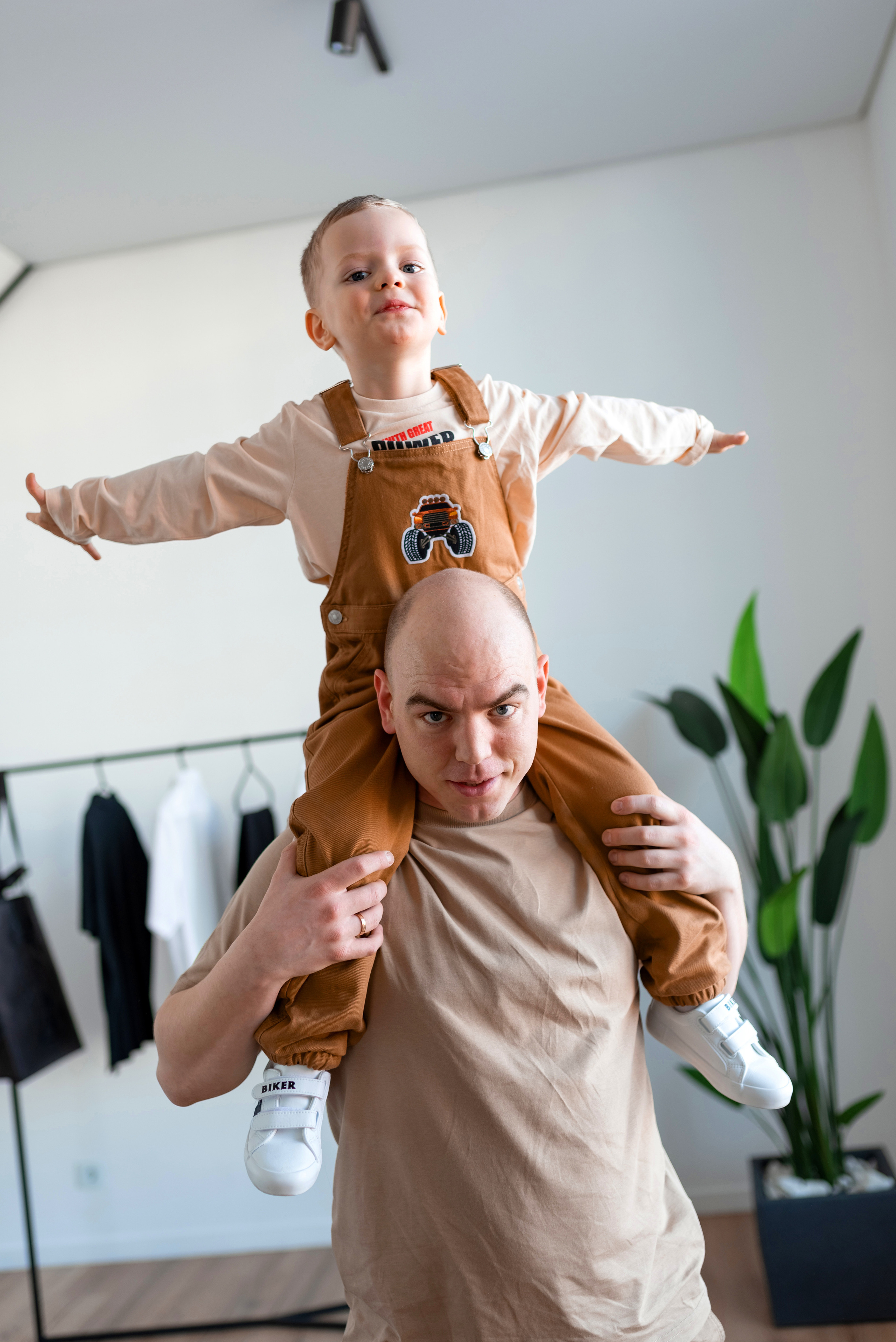 Семейная фотосессия в студии. Фотограф Юлия Кондратьева