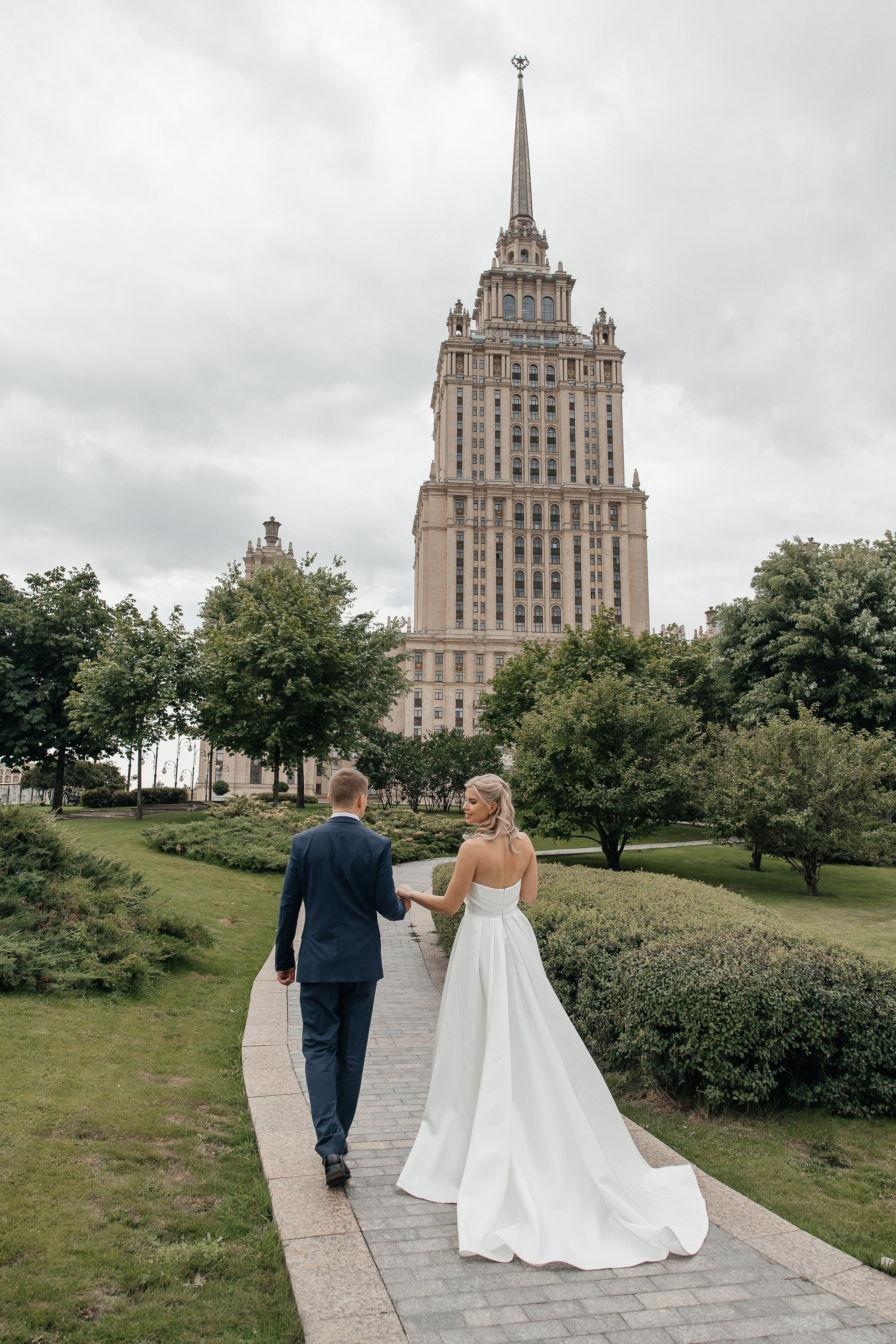 Регистрация брака в гостинице Украина. Свадебный фотограф в Москве Дарья Олендарёва