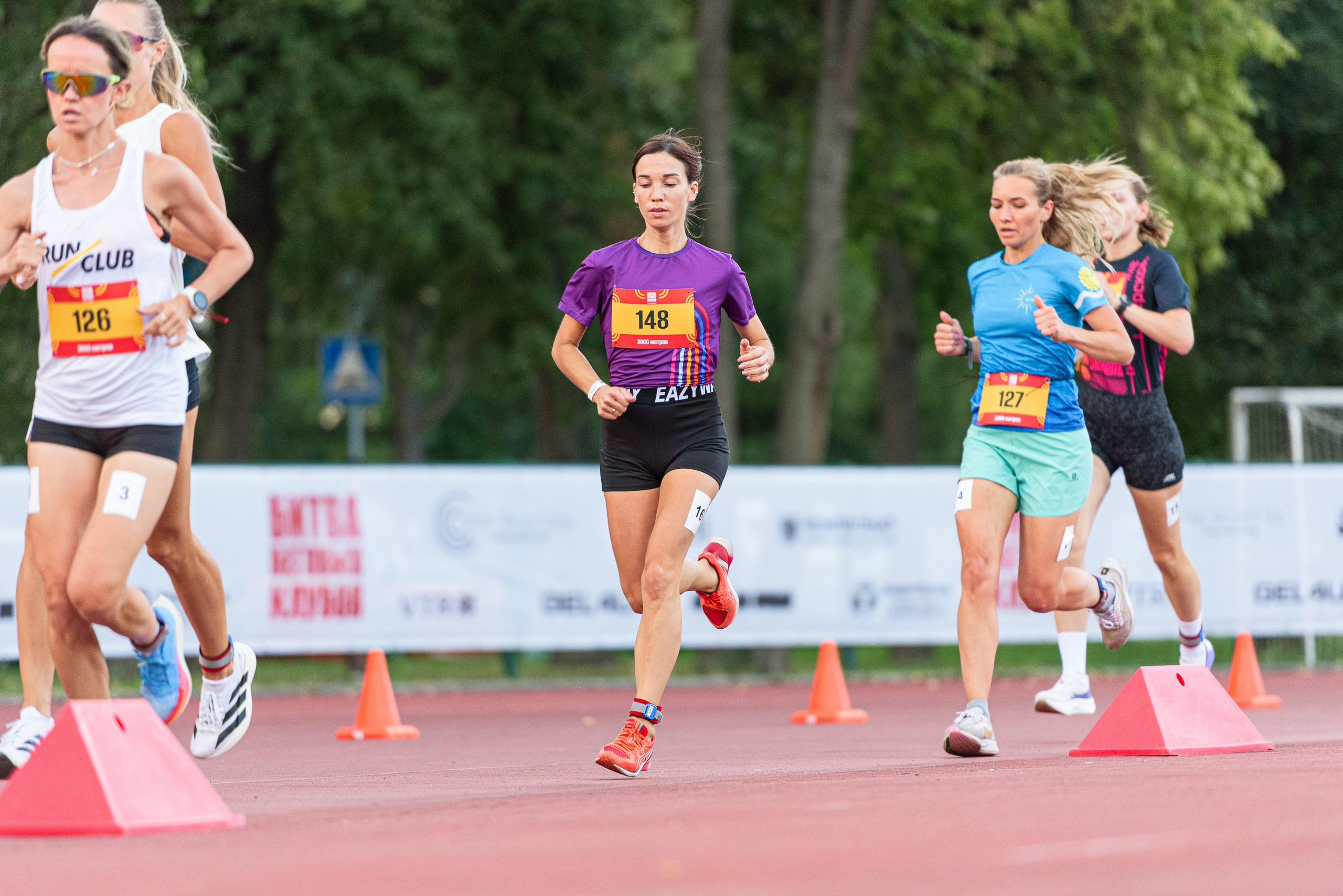 Битва беговых клубов. Репортажный фотограф Сергей Квартальнов