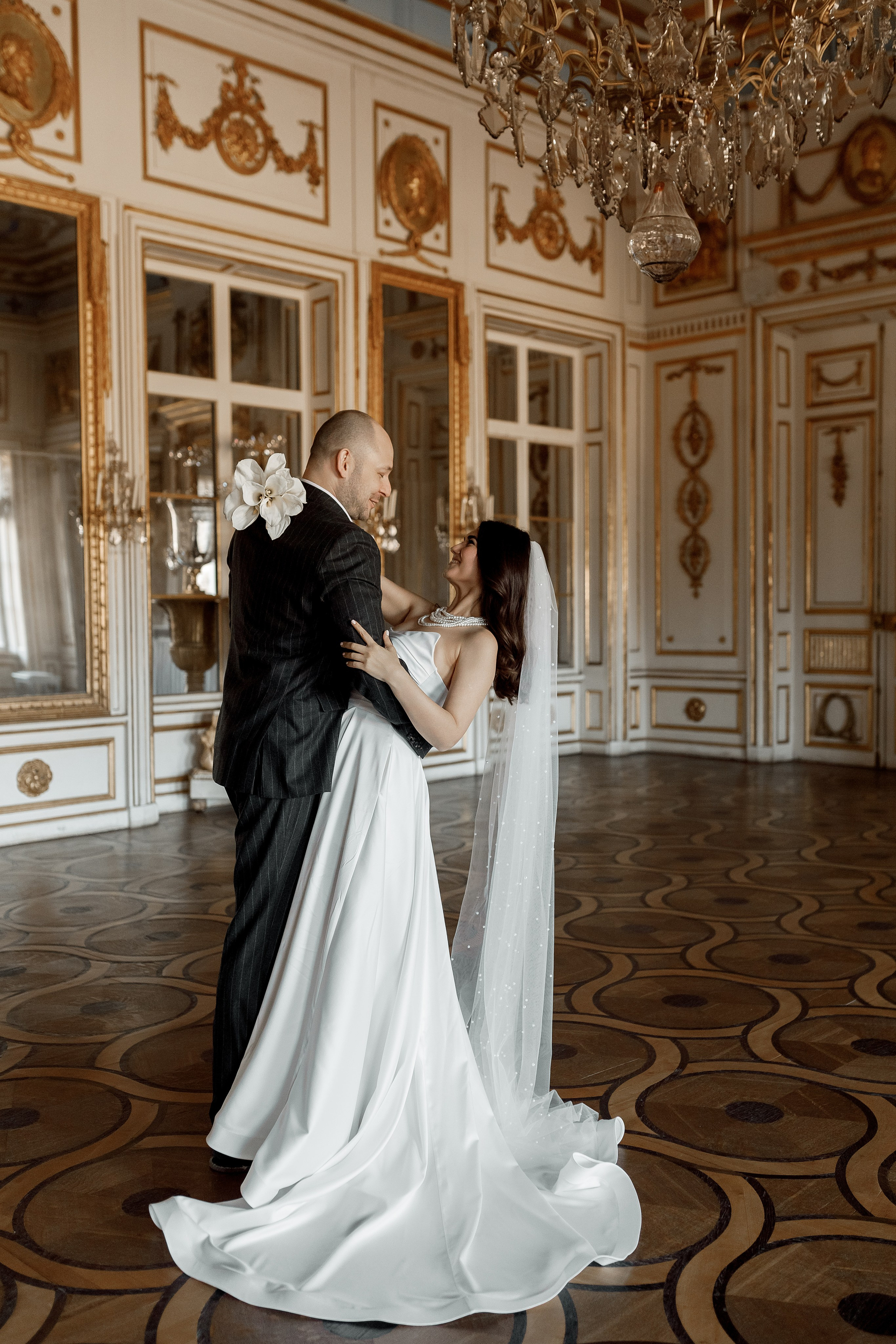 Алексей&Альбина (загс Кутузовский, прогулка в усадьбе Кусково). Фотограф в Москве Юлия Хамзина