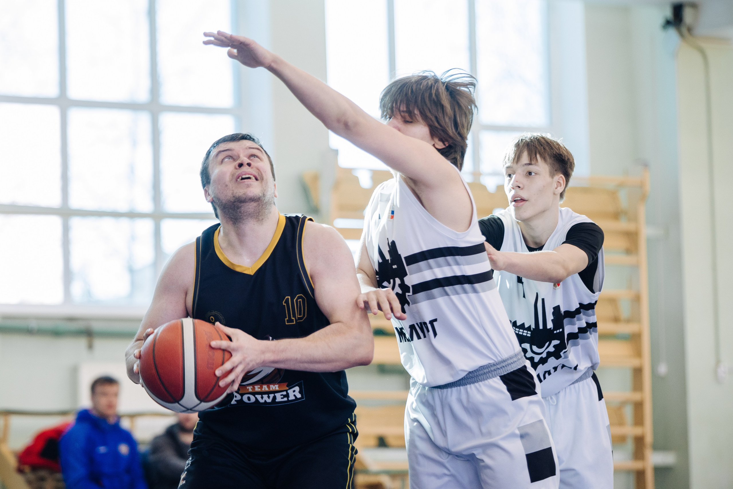 Любительский Чемпионат Магнитогорска по баскетболу // 09.02.25. Денис Прохоров Фотограф в г. Магнитогорск