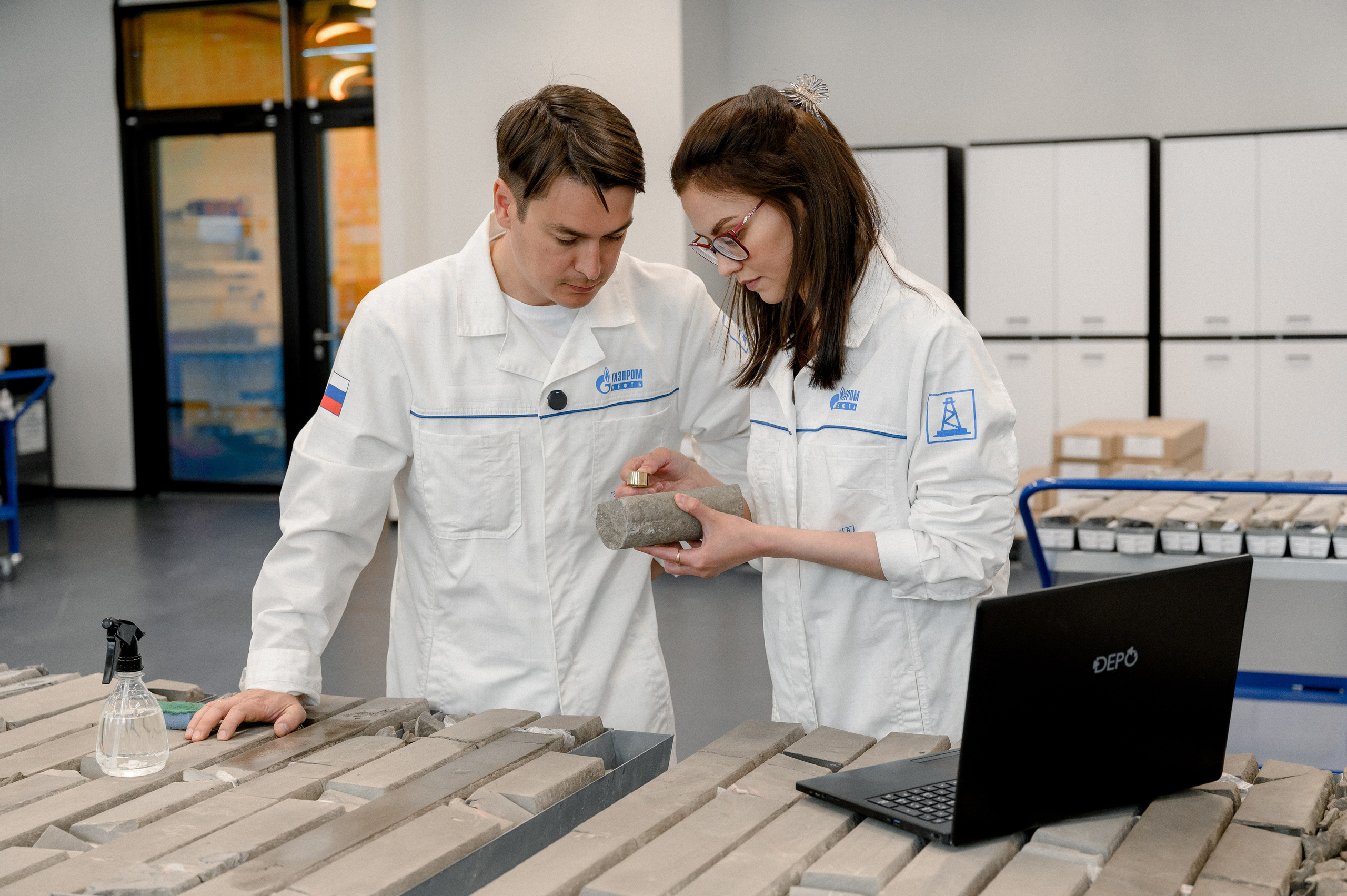 Геосфера. Фотограф Павел Петров г. Тюмень