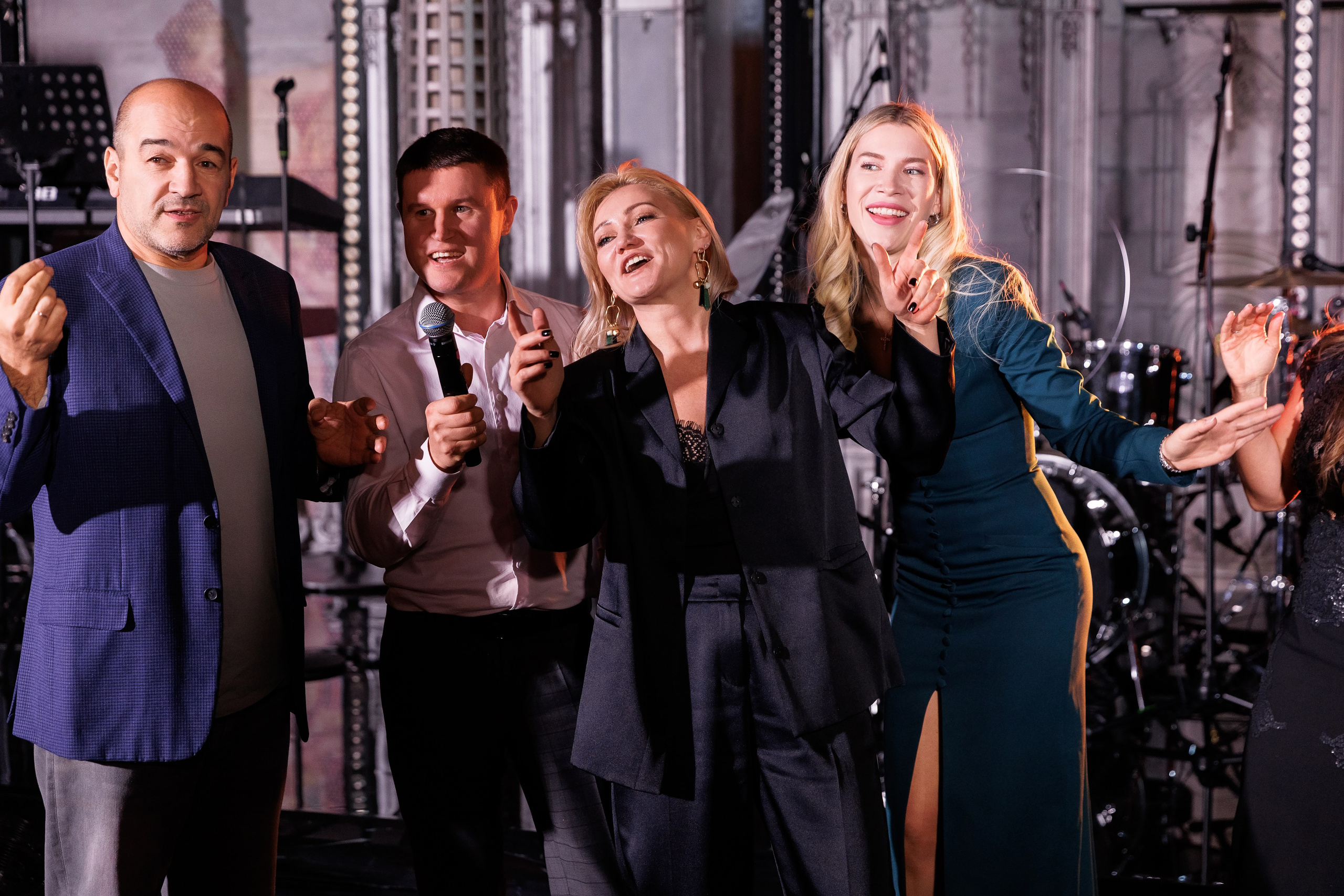 Новогодний ужин Сбер