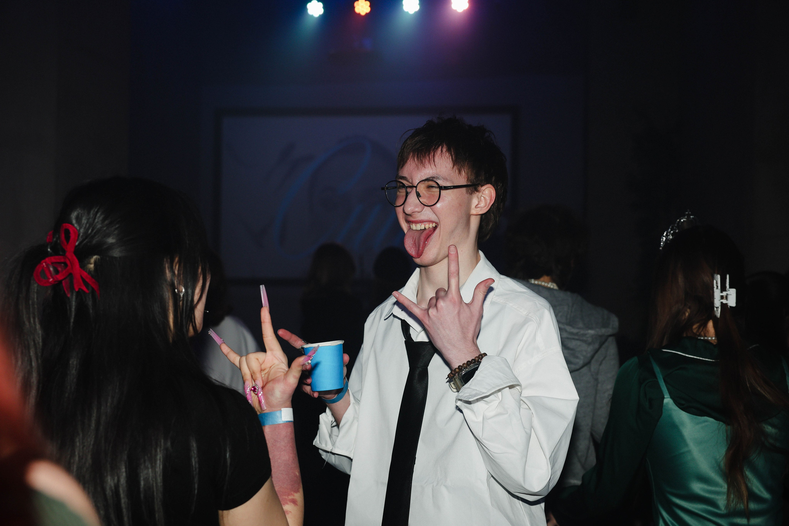 Вечеринки / вспышка. Репортажный фотограф в Москве Арина Антонова