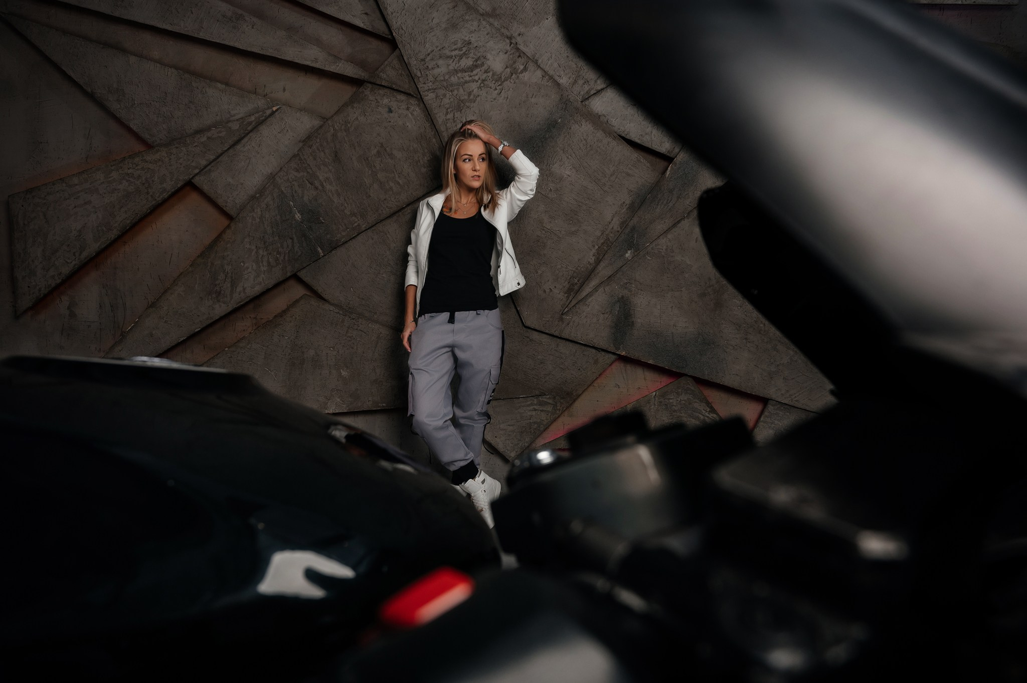 Девушка и мотоцикл. Свадебный и семейный фотограф из Санкт-Петербурга Климов Анатолий