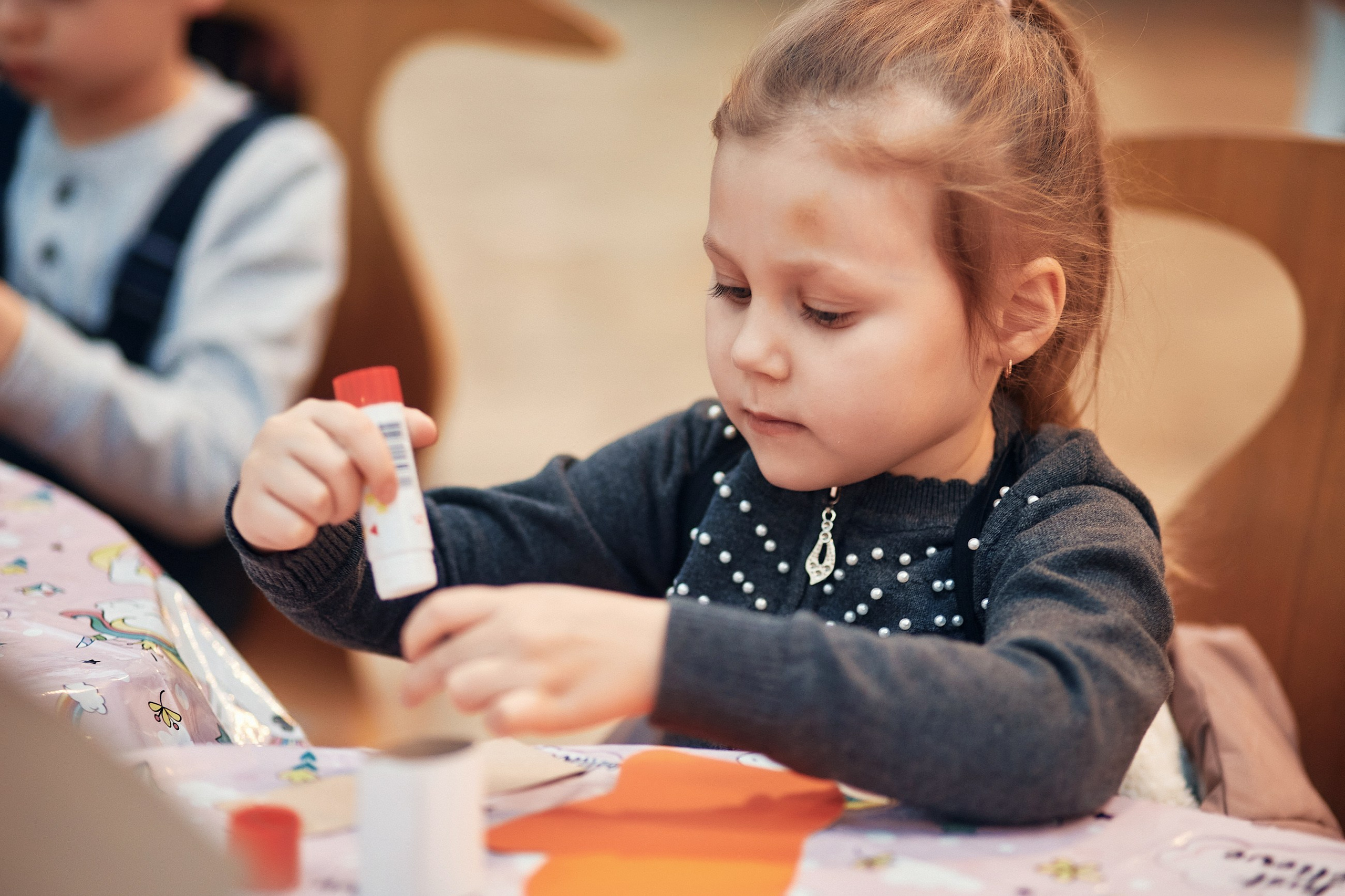 Детский новогодний праздник в ТЦ Июнь. Семейный и репортажной фотограф в Красноярске и Москве Виктор Бабинцев