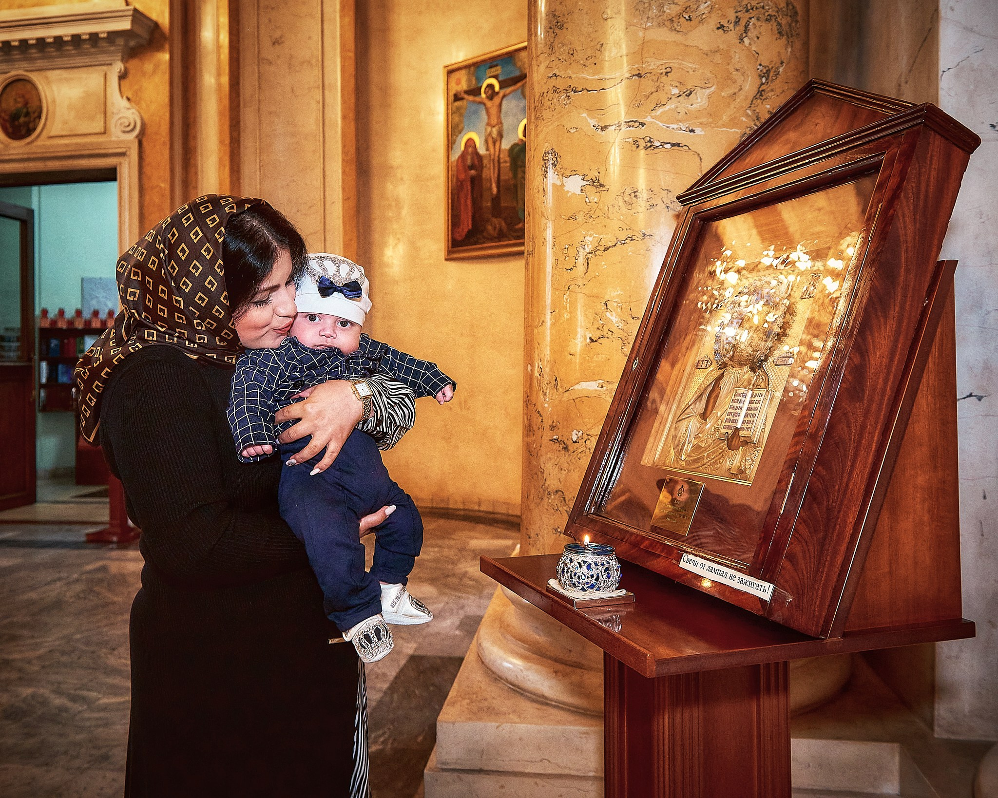 Крещение Марка | «Армянская апостольская церковь Святой Екатерины». Свадебный фотограф, видеограф, рилсмейкер в Санкт-Петербурге и Москве